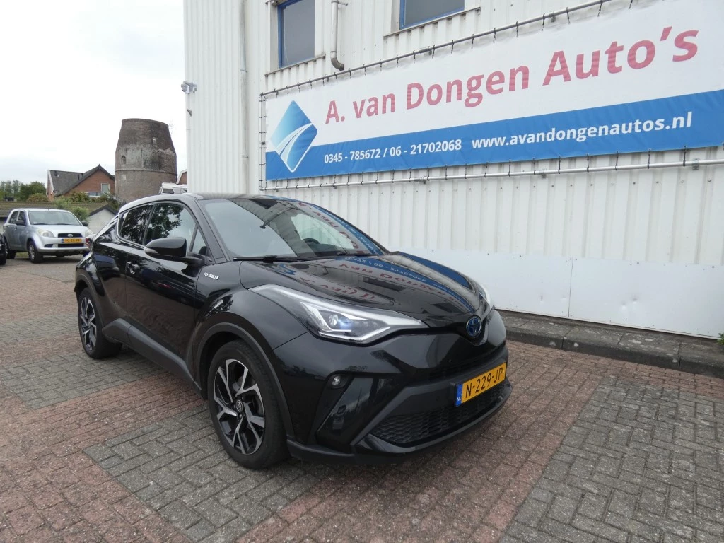 Hoofdafbeelding Toyota C-HR