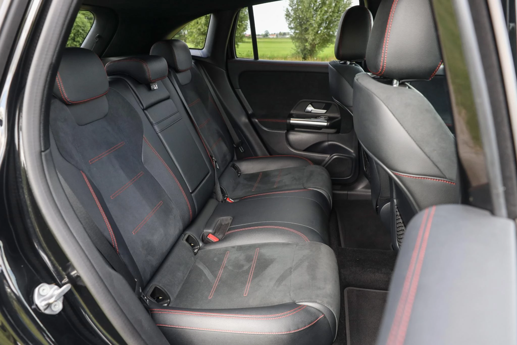 Hoofdafbeelding Mercedes-Benz EQA