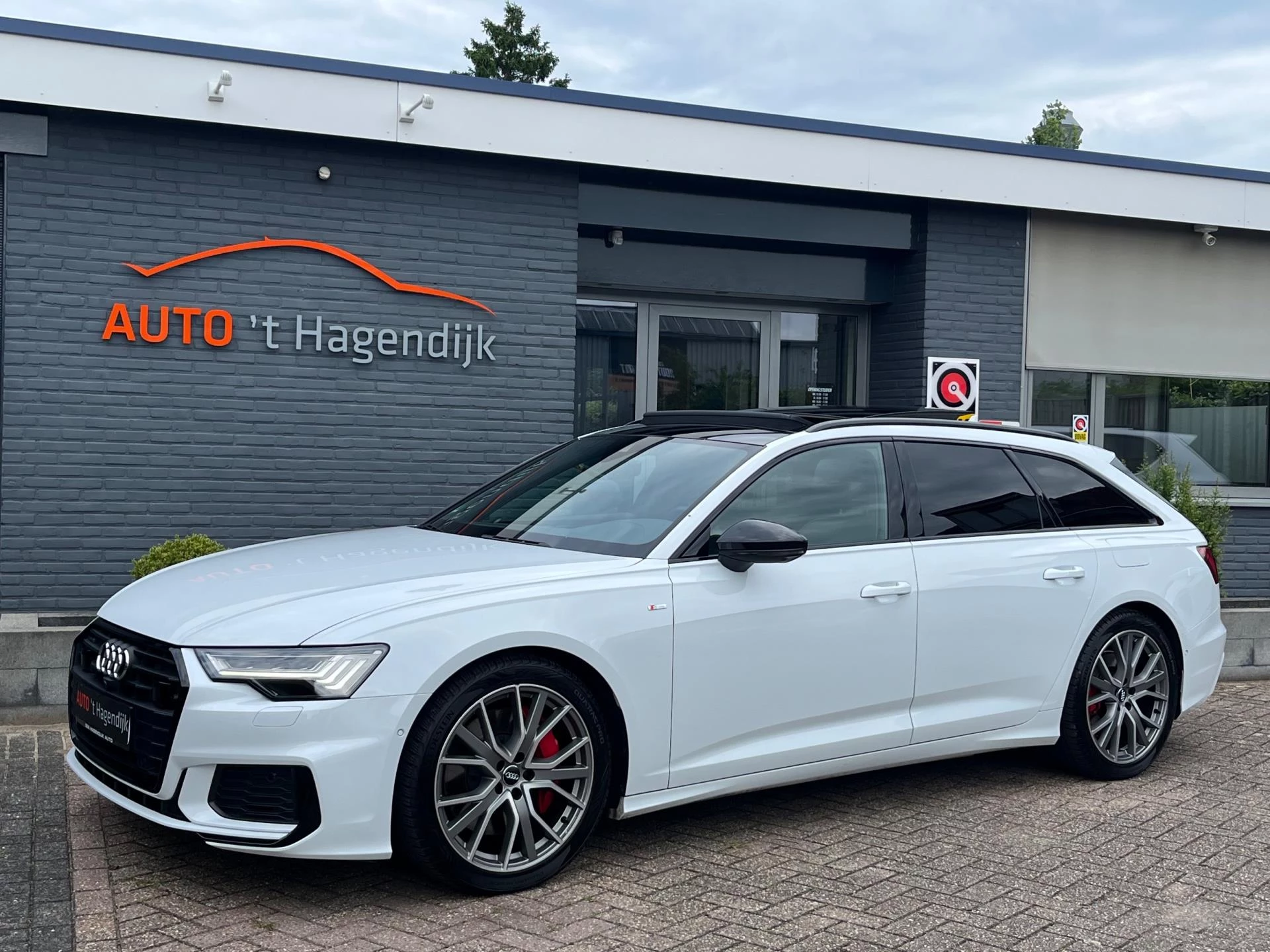 Hoofdafbeelding Audi A6