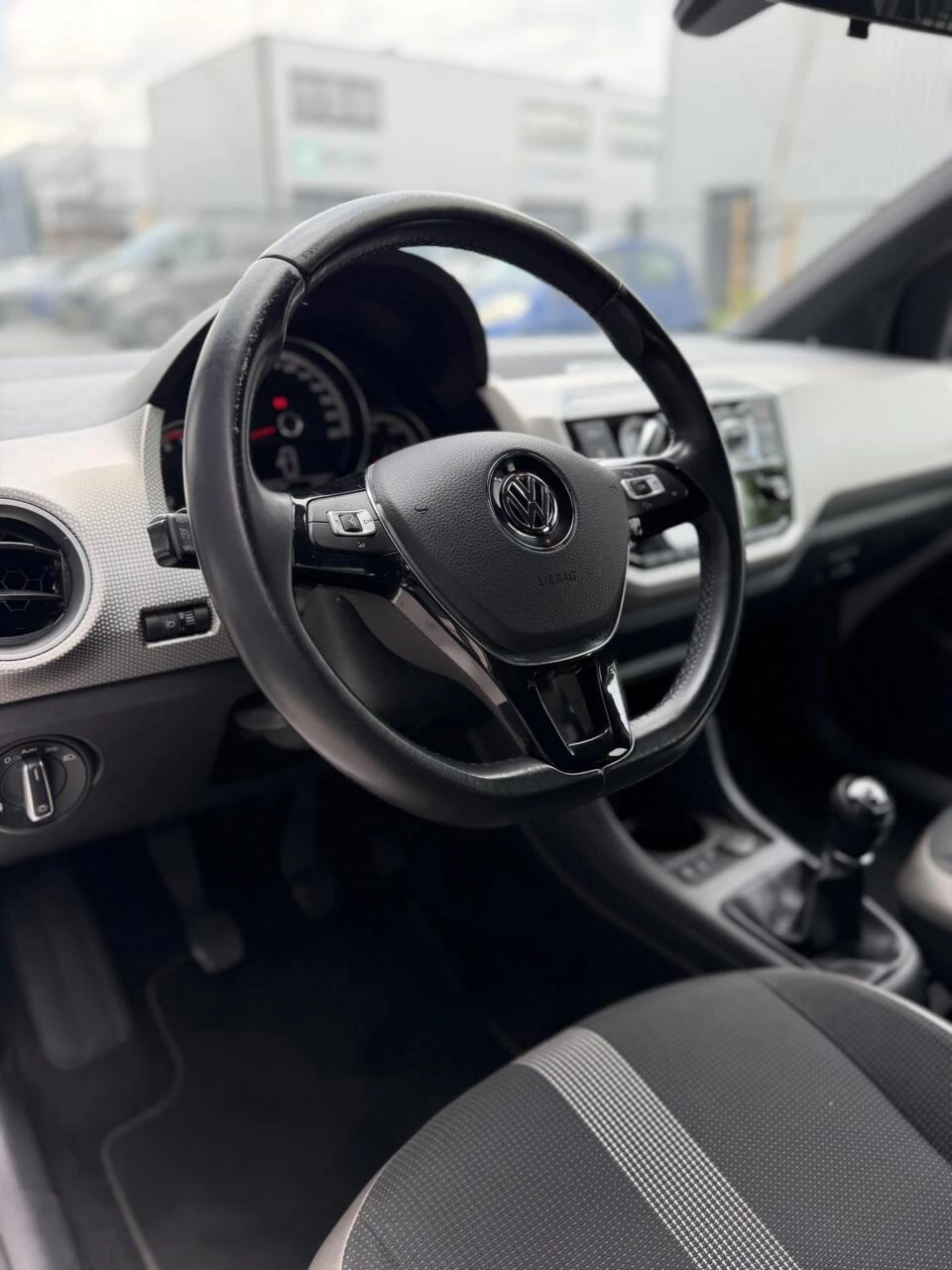Hoofdafbeelding Volkswagen up!
