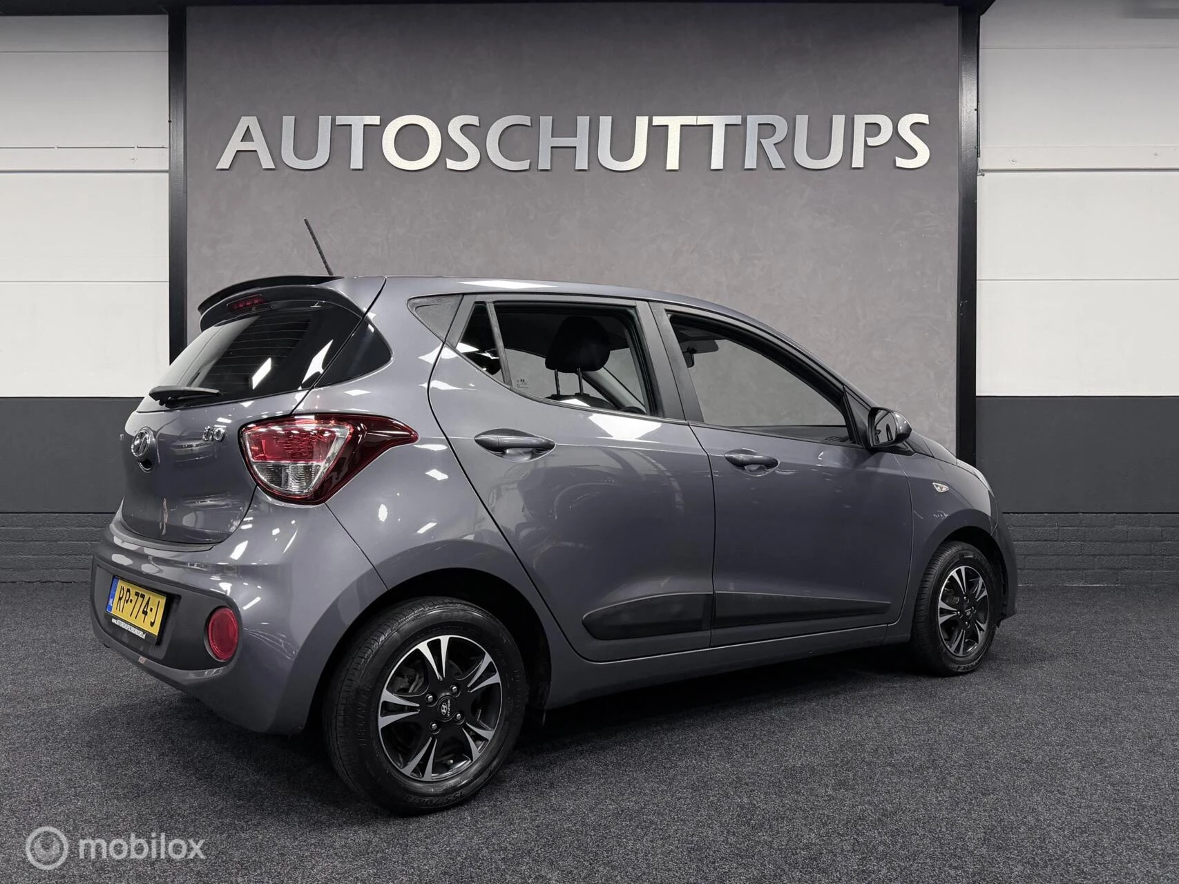 Hoofdafbeelding Hyundai i10