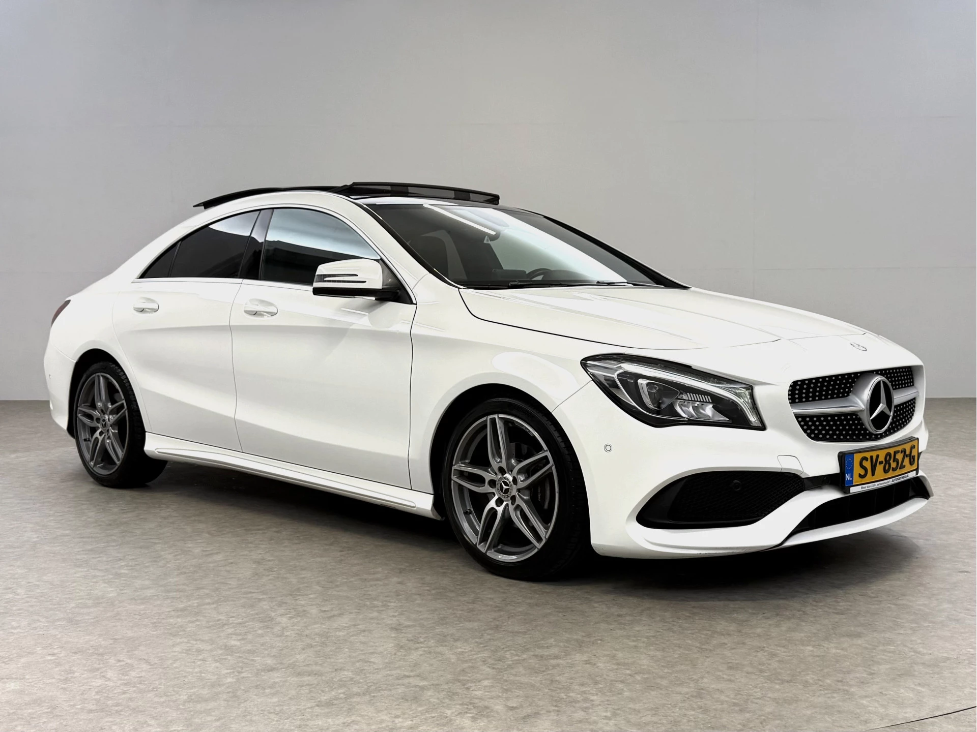 Hoofdafbeelding Mercedes-Benz CLA