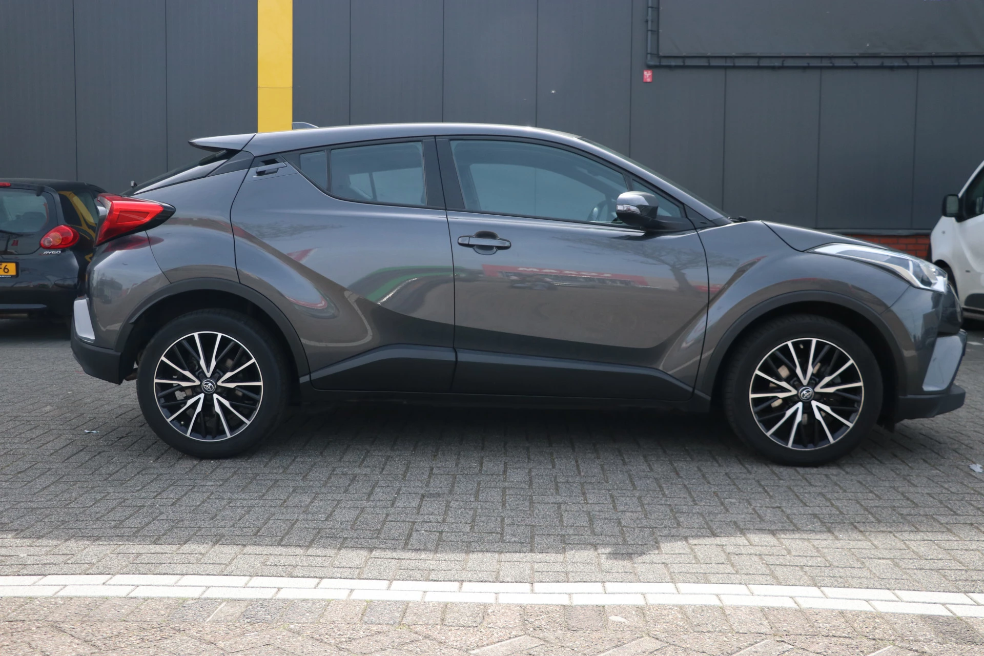 Hoofdafbeelding Toyota C-HR