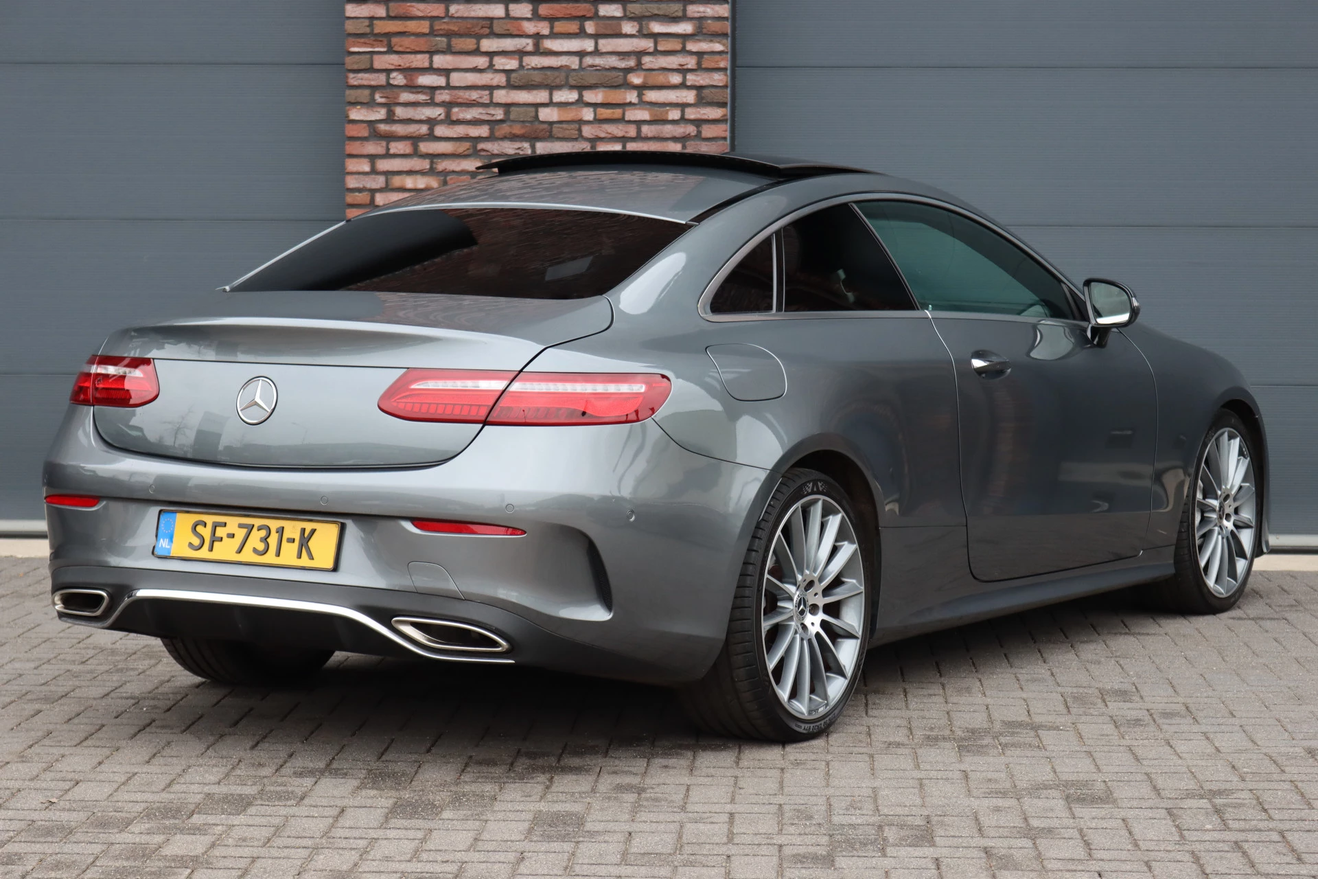 Hoofdafbeelding Mercedes-Benz E-Klasse