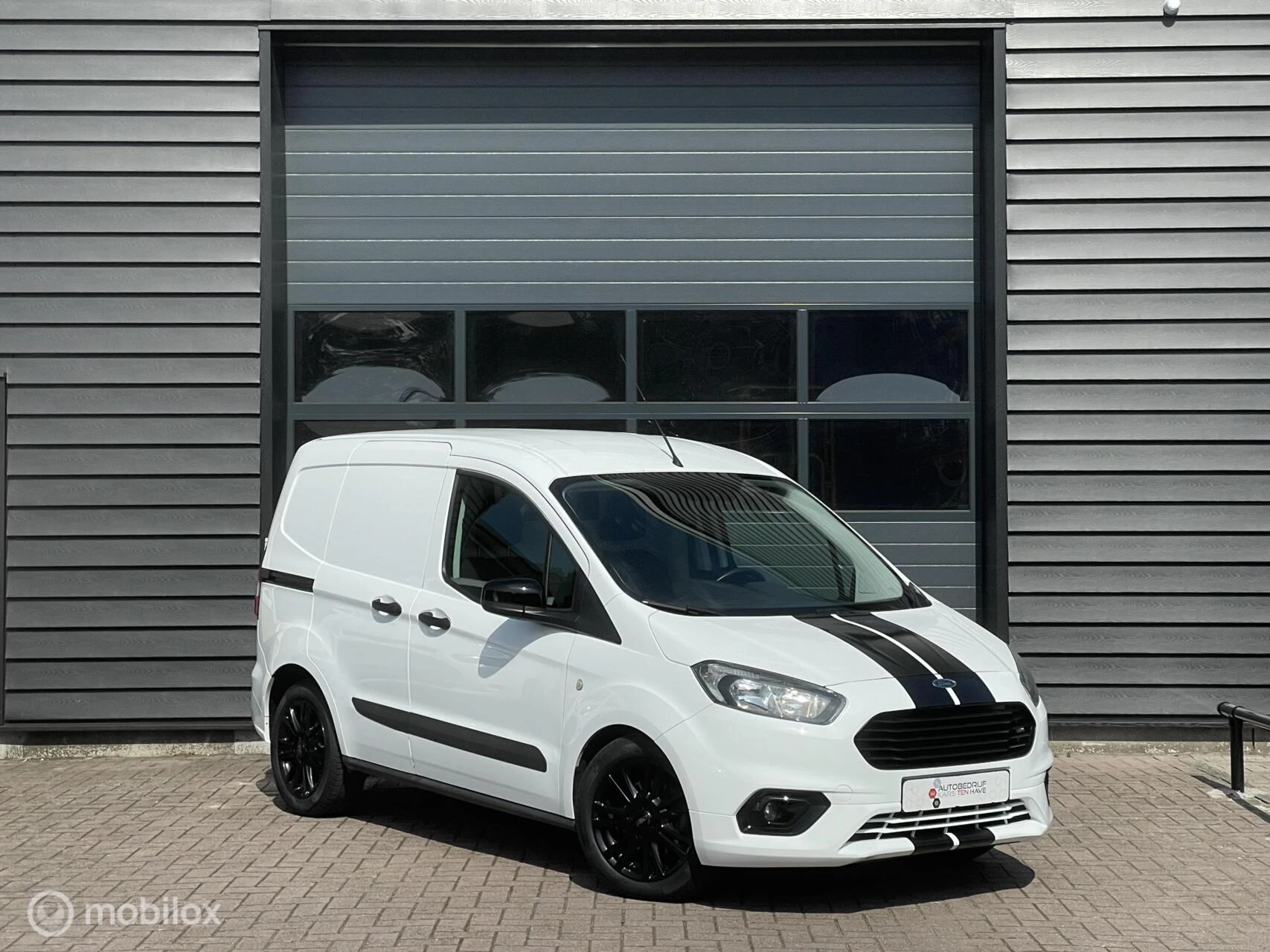 Hoofdafbeelding Ford Transit Courier