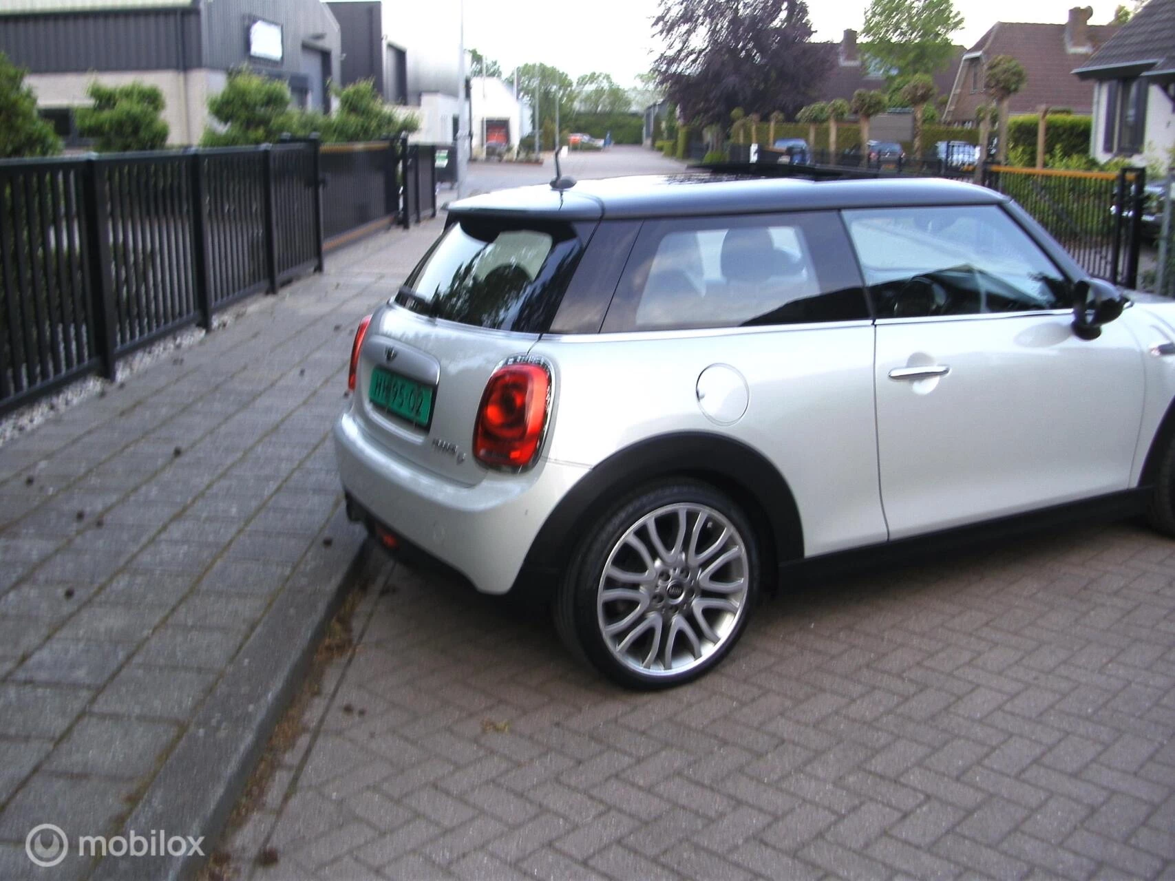 Hoofdafbeelding MINI One