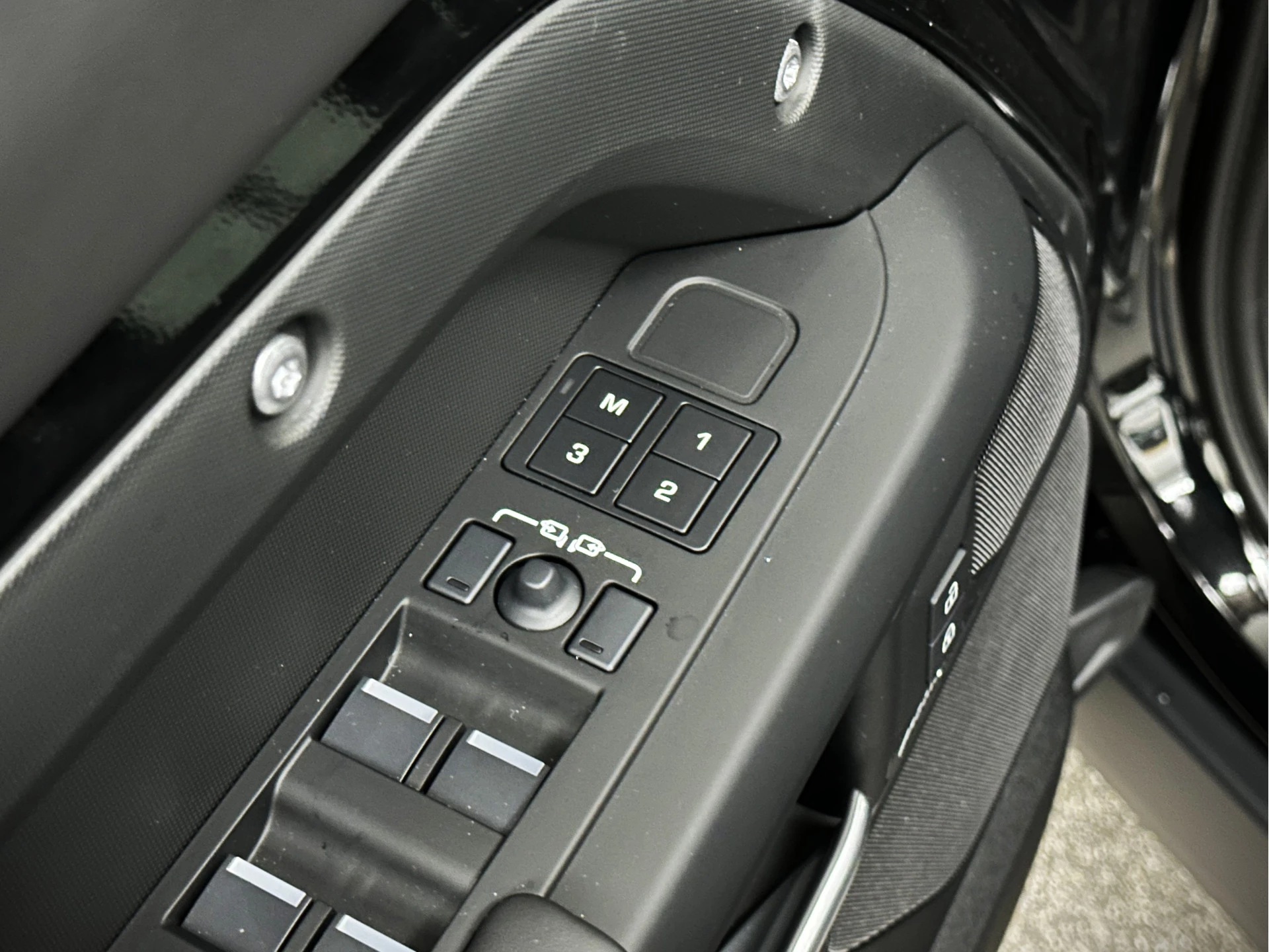 Hoofdafbeelding Land Rover Defender