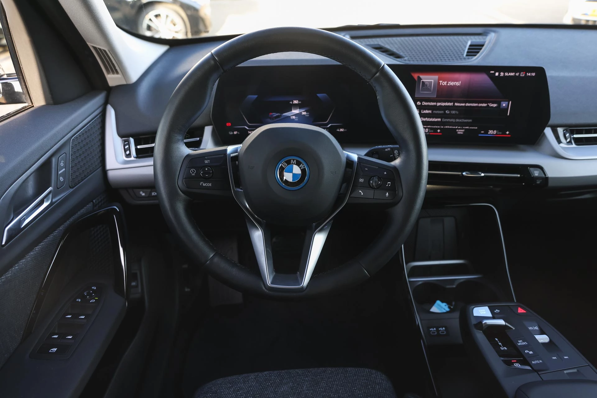 Hoofdafbeelding BMW iX1