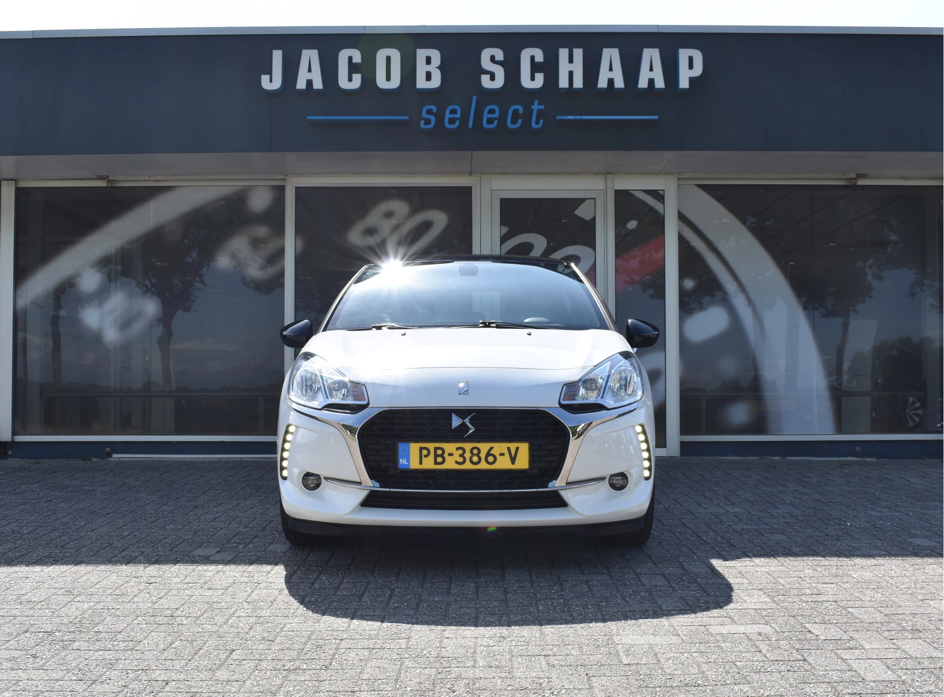 Hoofdafbeelding DS DS 3