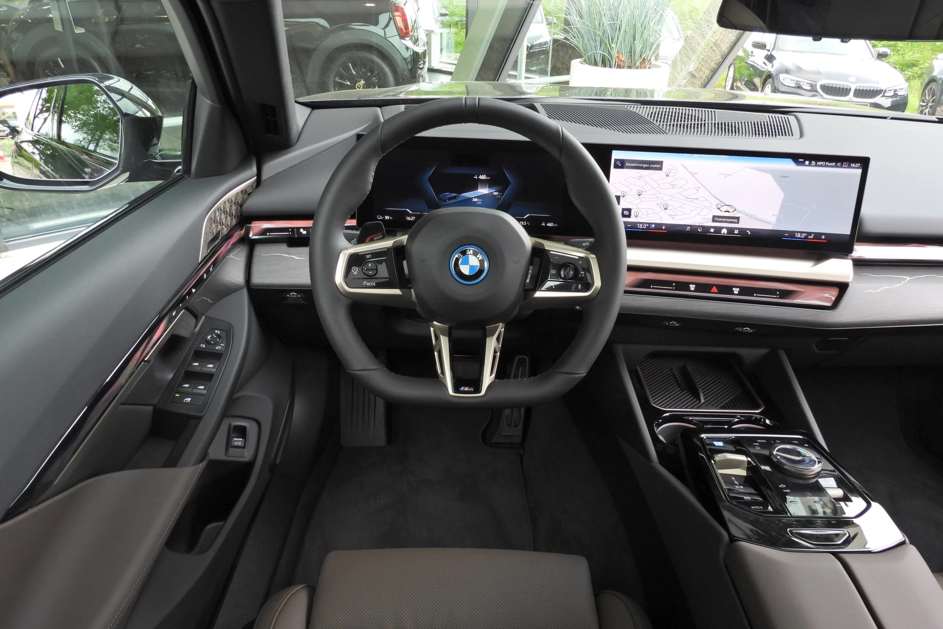 Hoofdafbeelding BMW i5