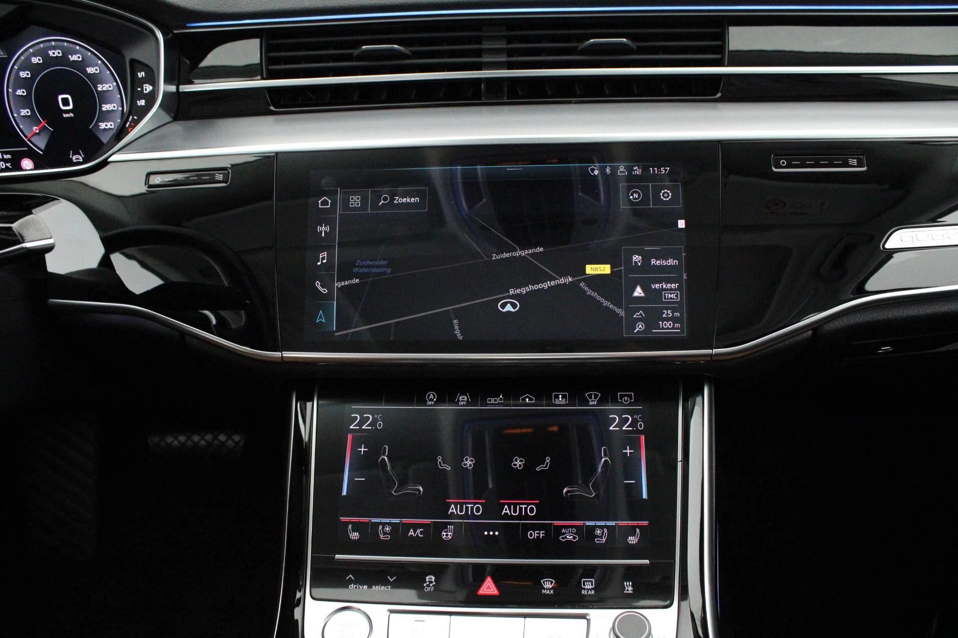 Hoofdafbeelding Audi A8