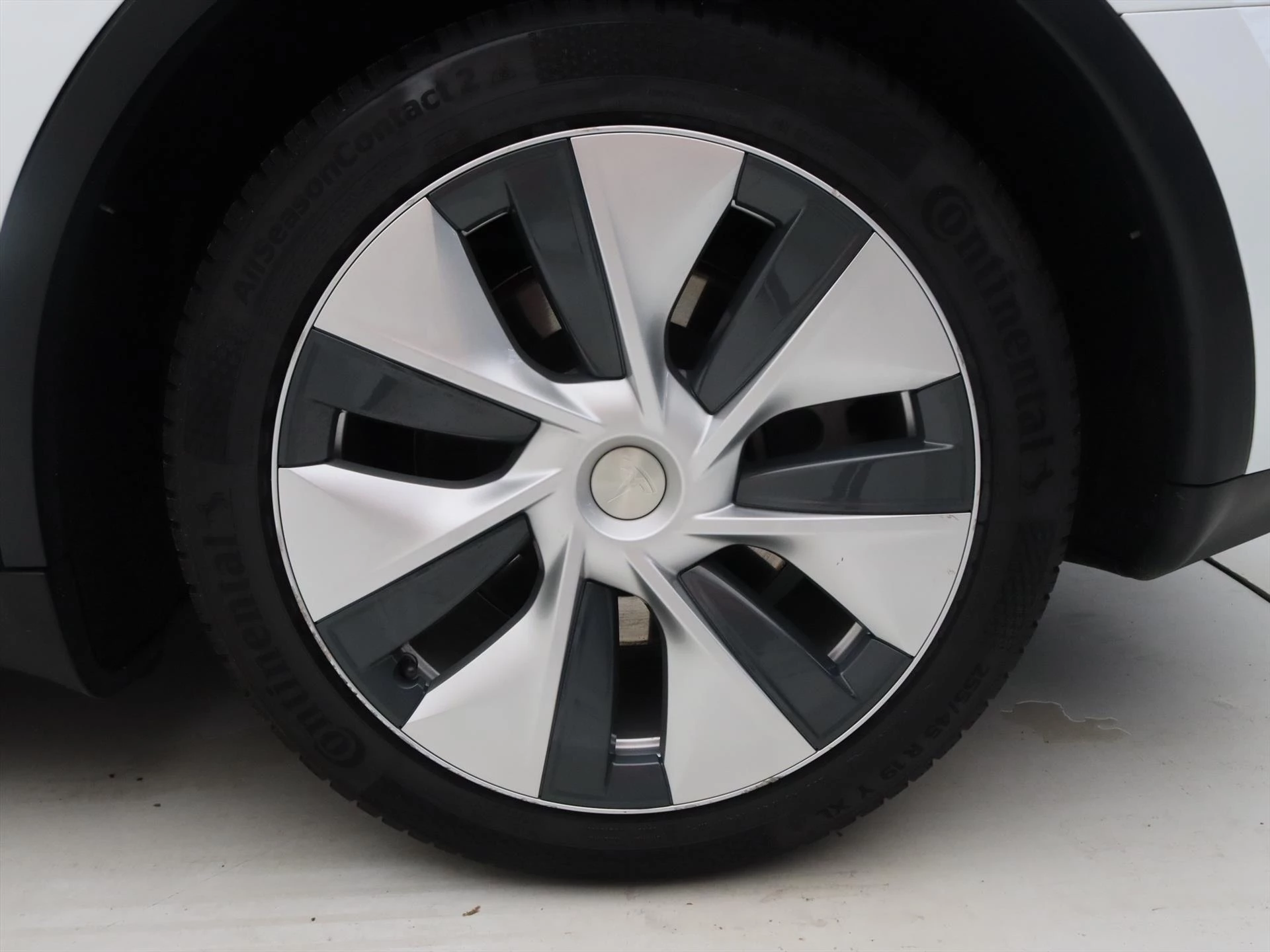 Hoofdafbeelding Tesla Model Y