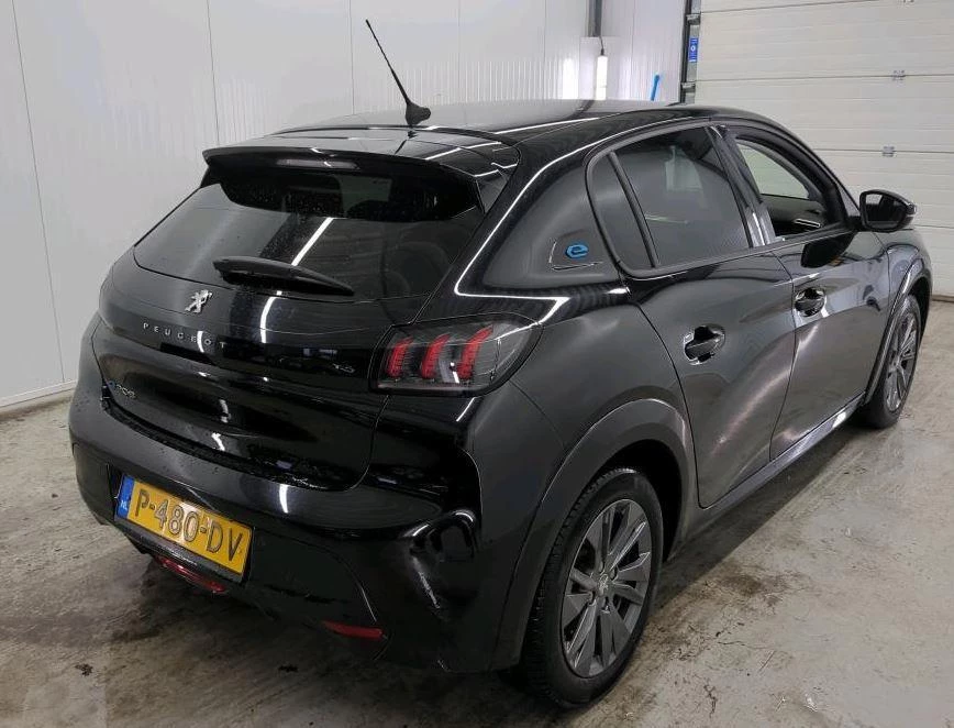 Hoofdafbeelding Peugeot e-208