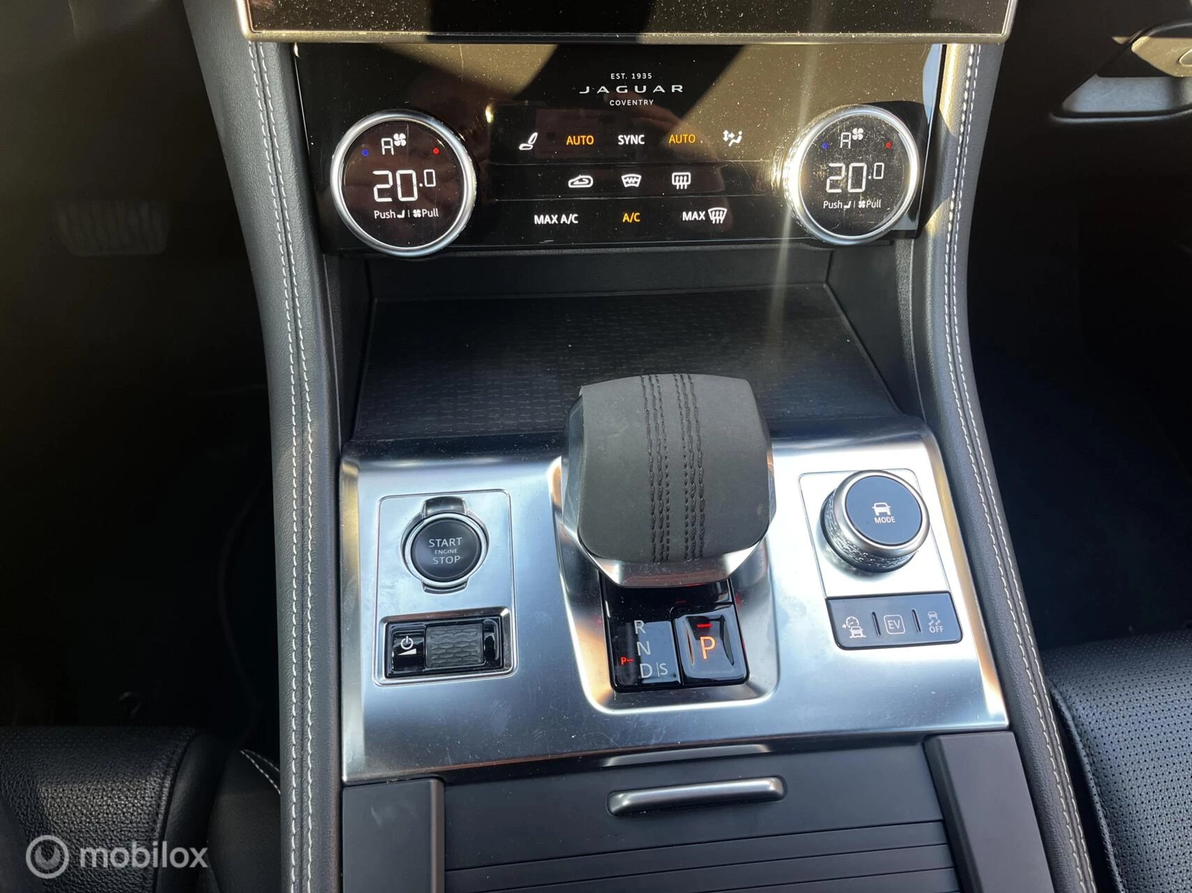 Hoofdafbeelding Jaguar F-PACE