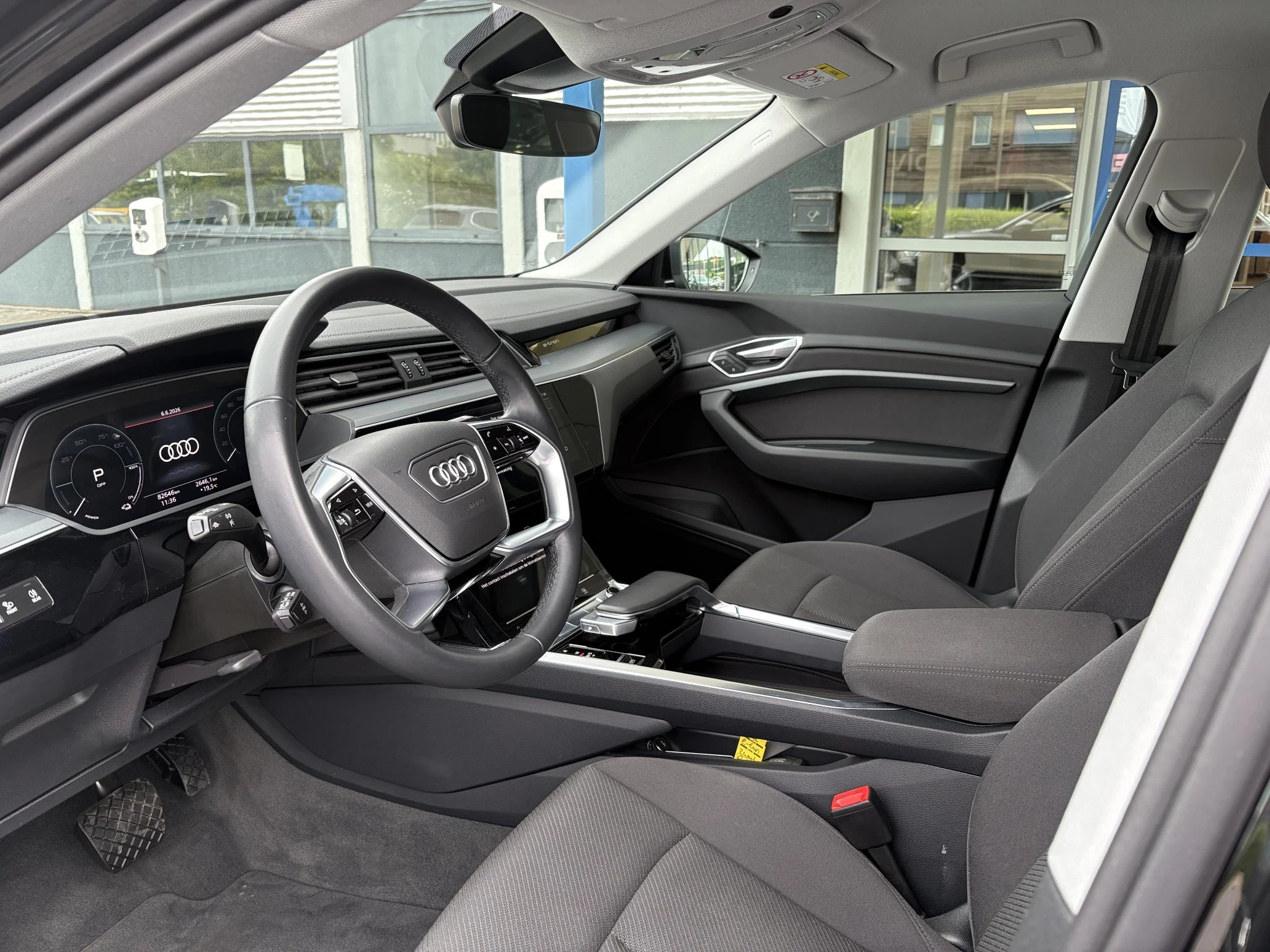 Hoofdafbeelding Audi e-tron