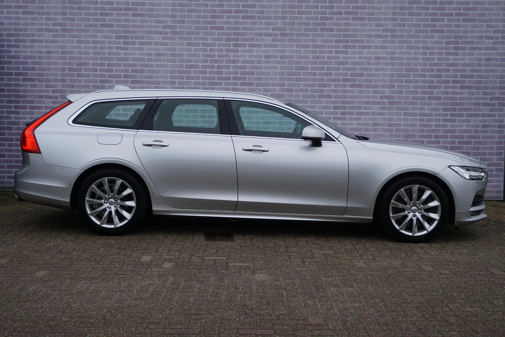 Hoofdafbeelding Volvo V90