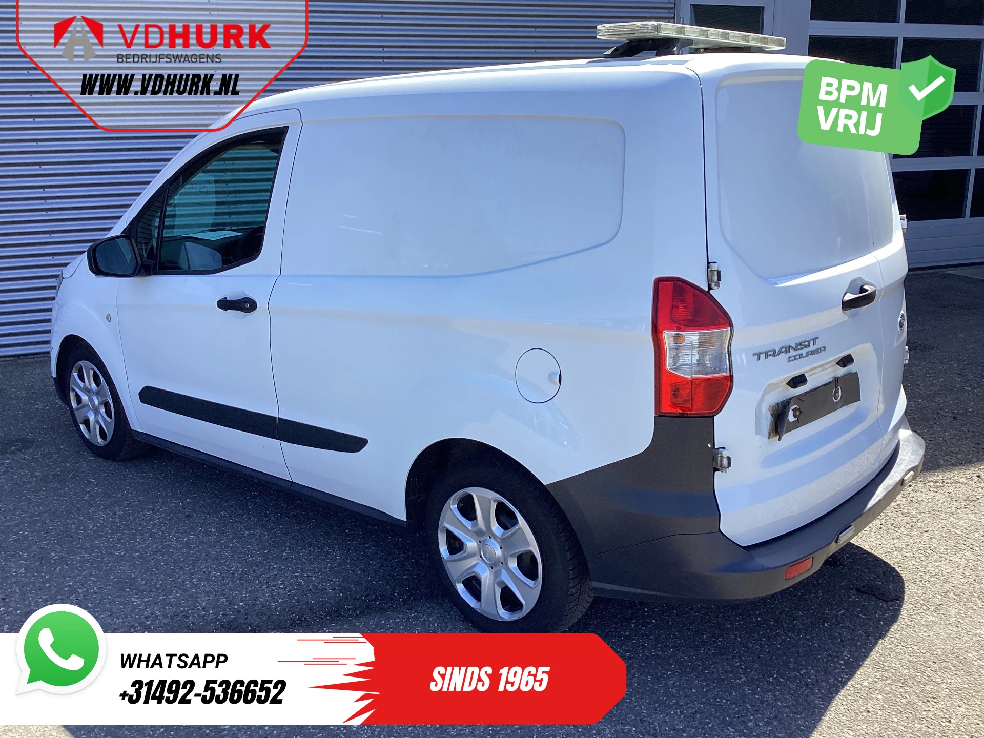 Hoofdafbeelding Ford Transit Courier
