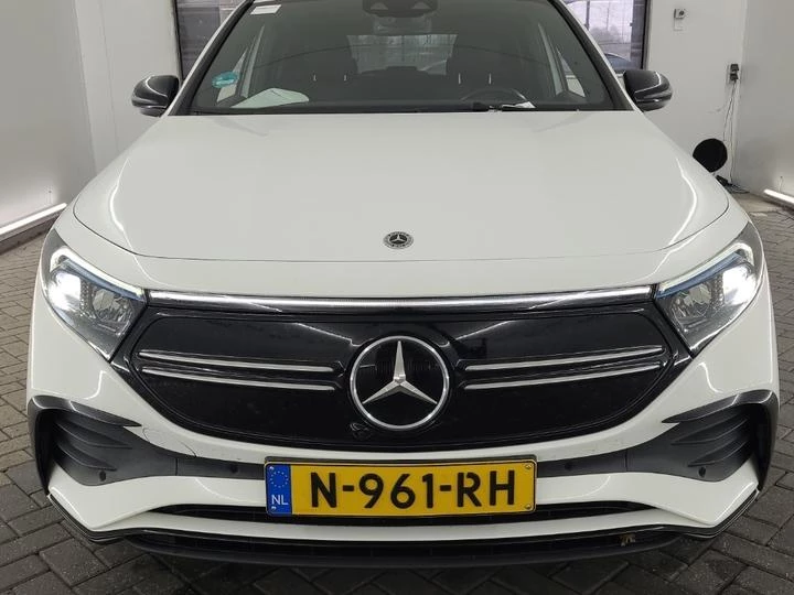 Hoofdafbeelding Mercedes-Benz EQA