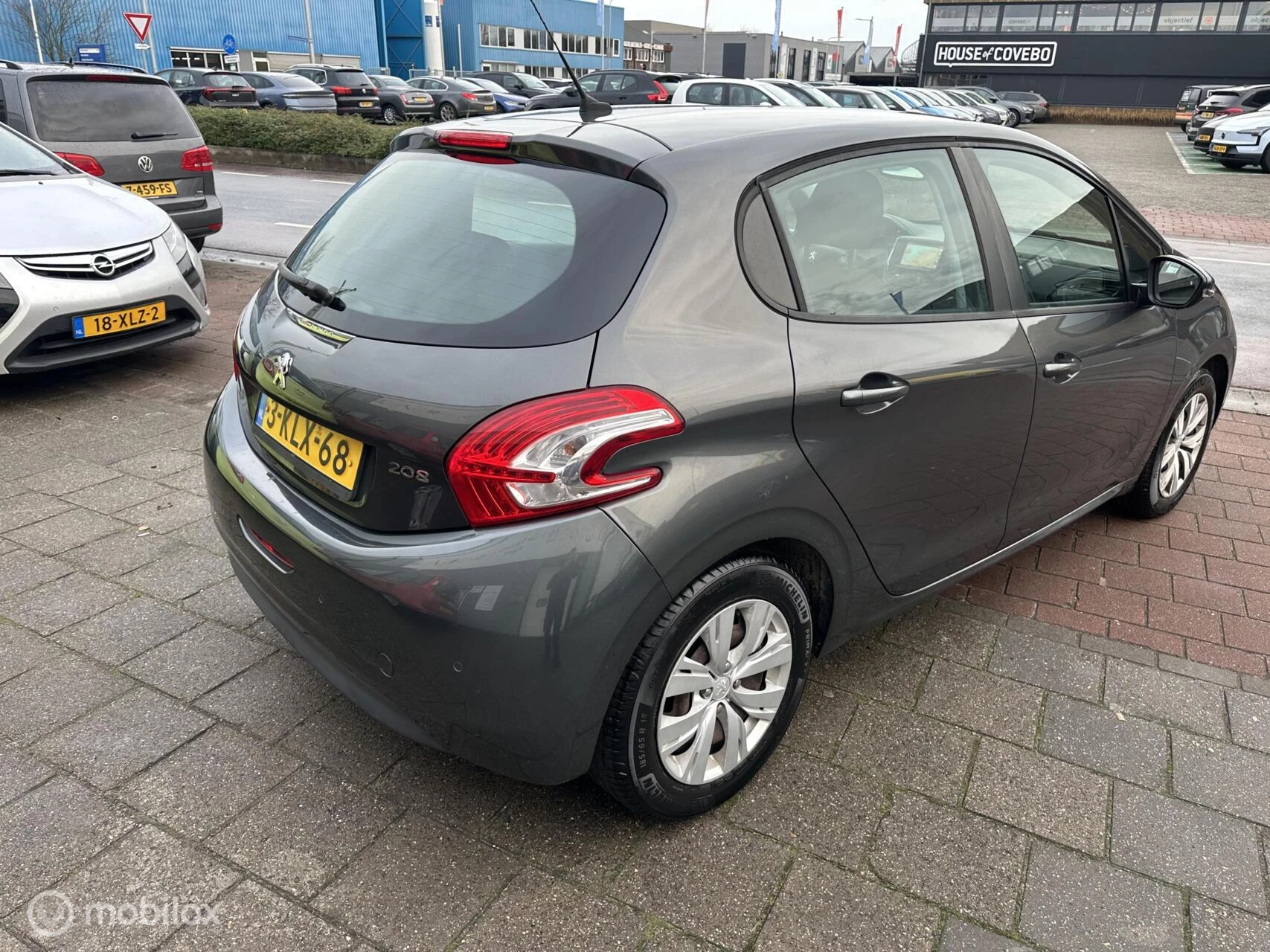 Hoofdafbeelding Peugeot 208