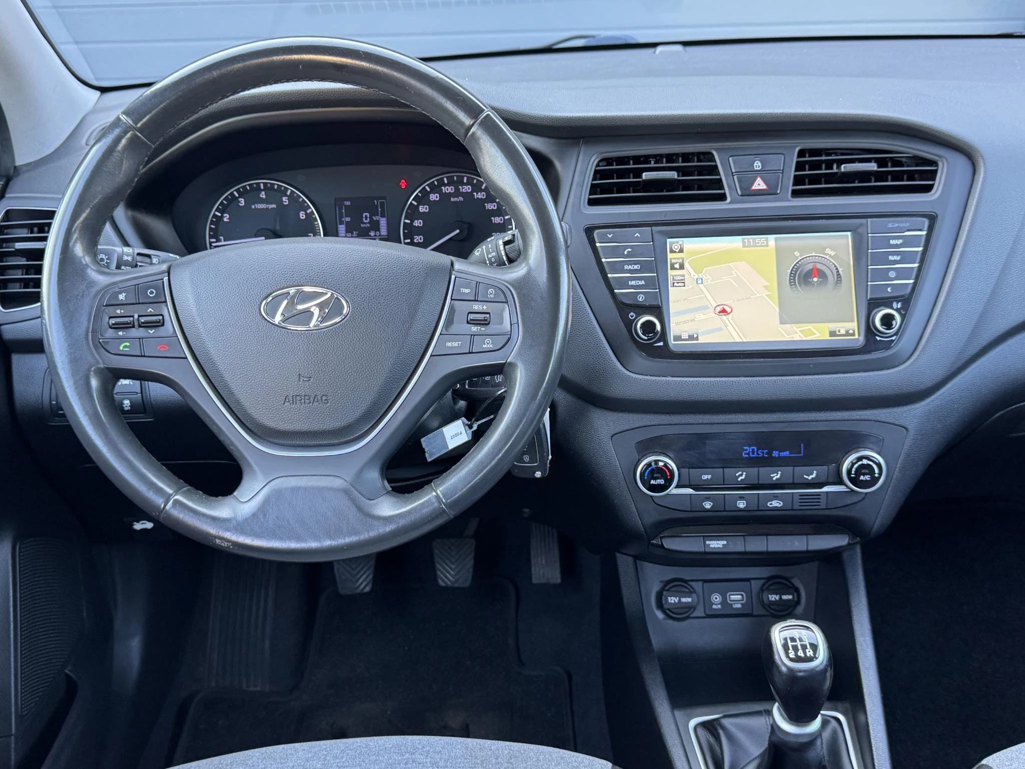 Hoofdafbeelding Hyundai i20