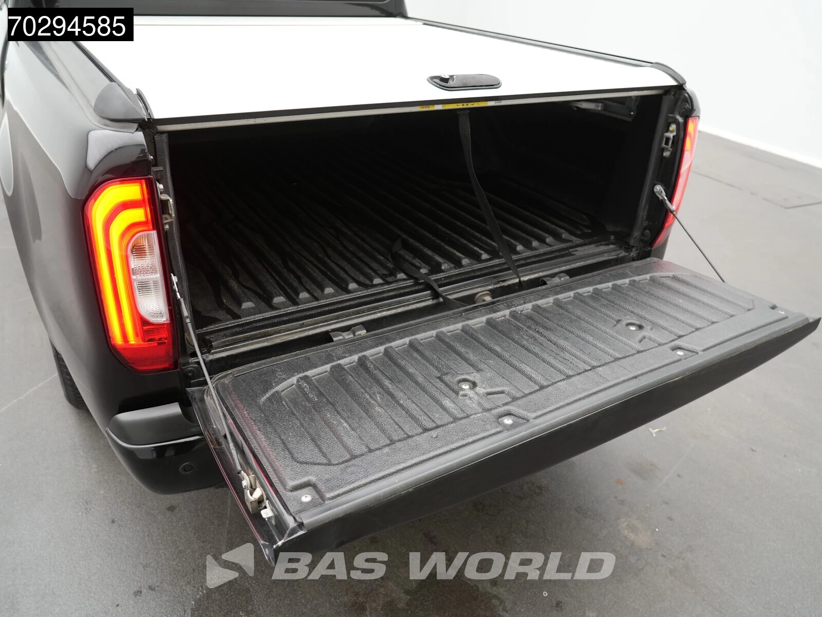 Hoofdafbeelding Mercedes-Benz X-Klasse