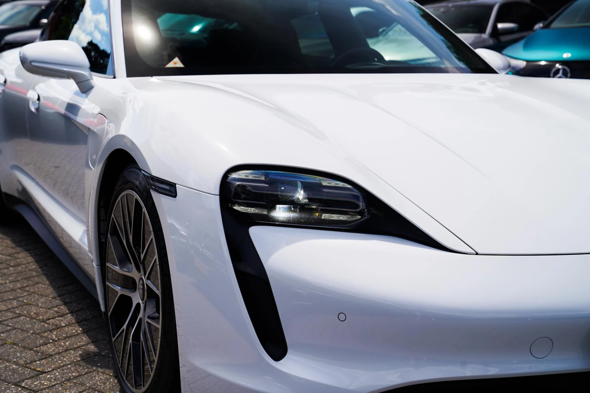 Hoofdafbeelding Porsche Taycan