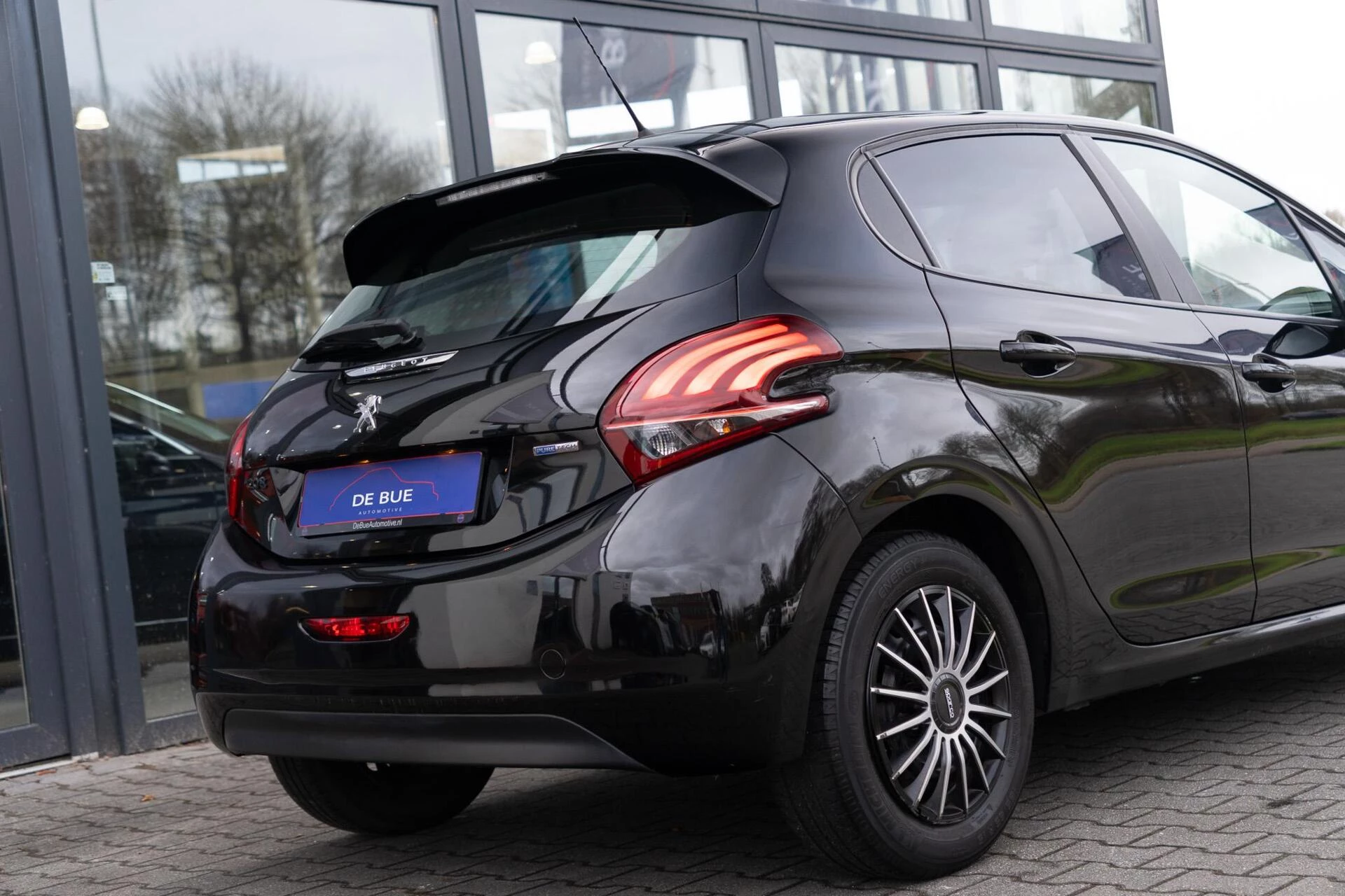 Hoofdafbeelding Peugeot 208