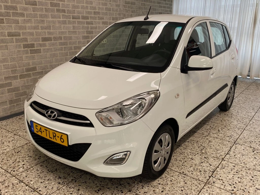 Hoofdafbeelding Hyundai i10