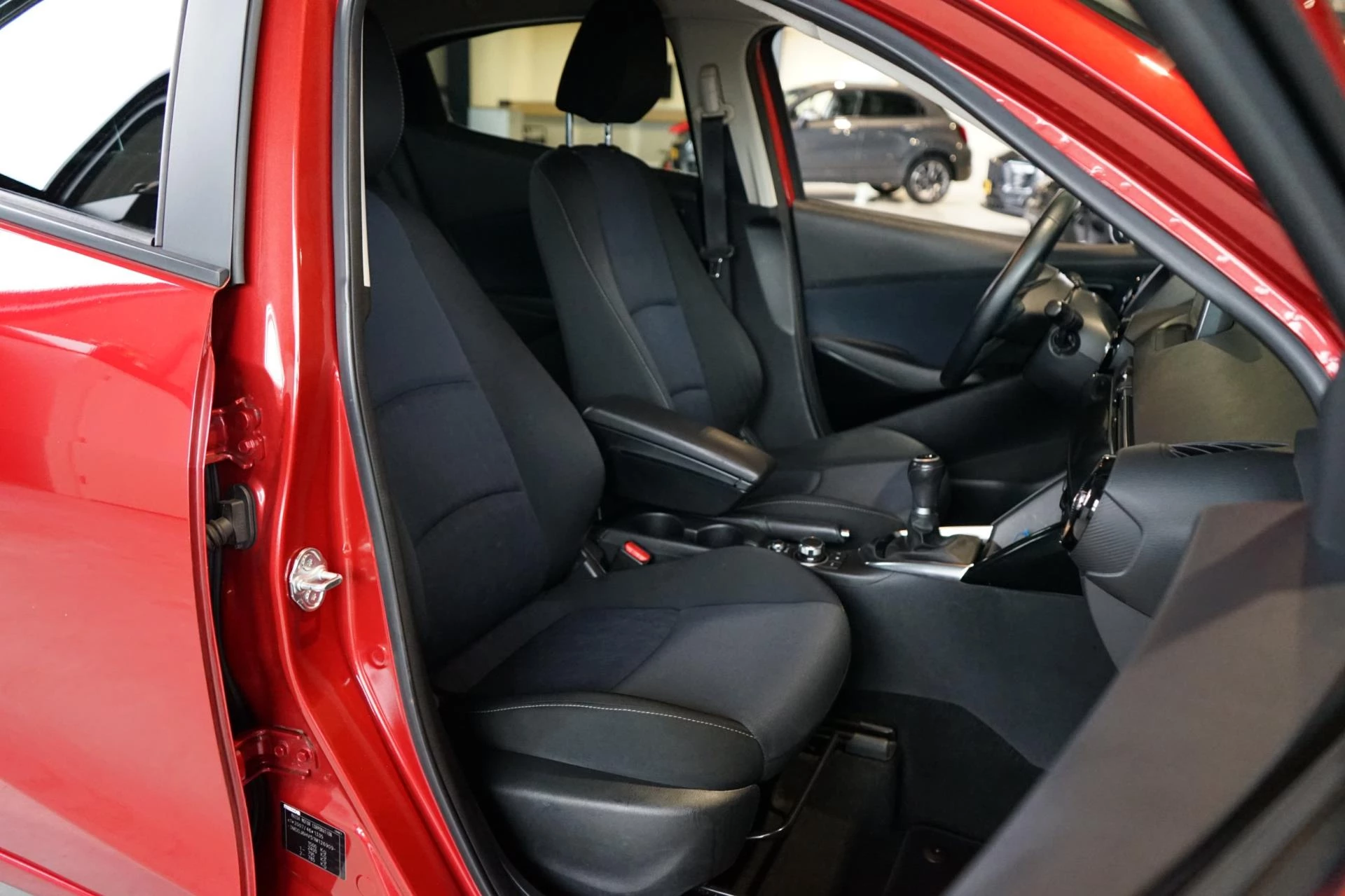 Hoofdafbeelding Mazda 2