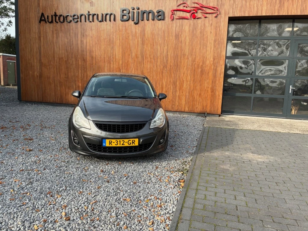 Hoofdafbeelding Opel Corsa