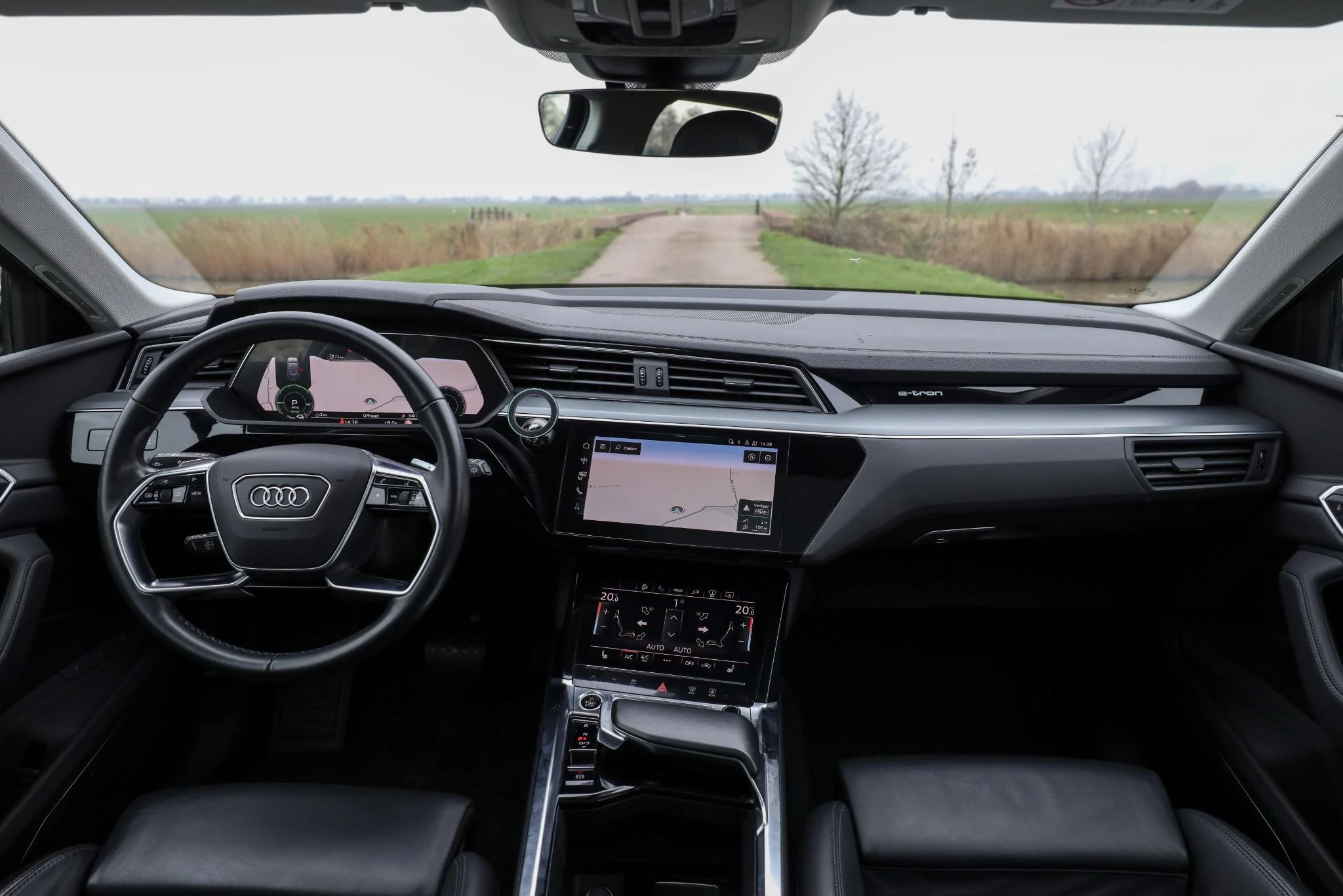 Hoofdafbeelding Audi e-tron