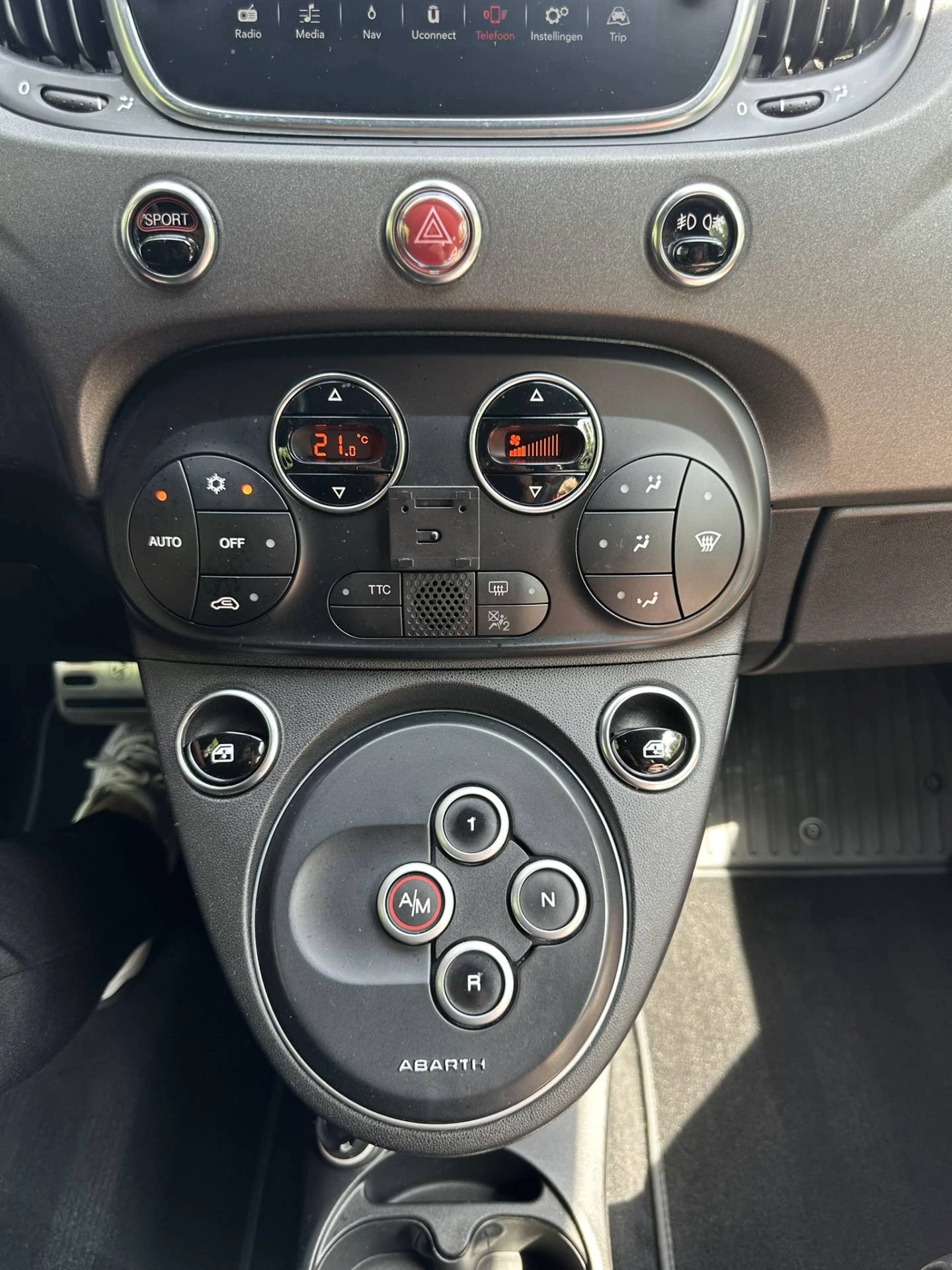 Hoofdafbeelding Fiat 500C