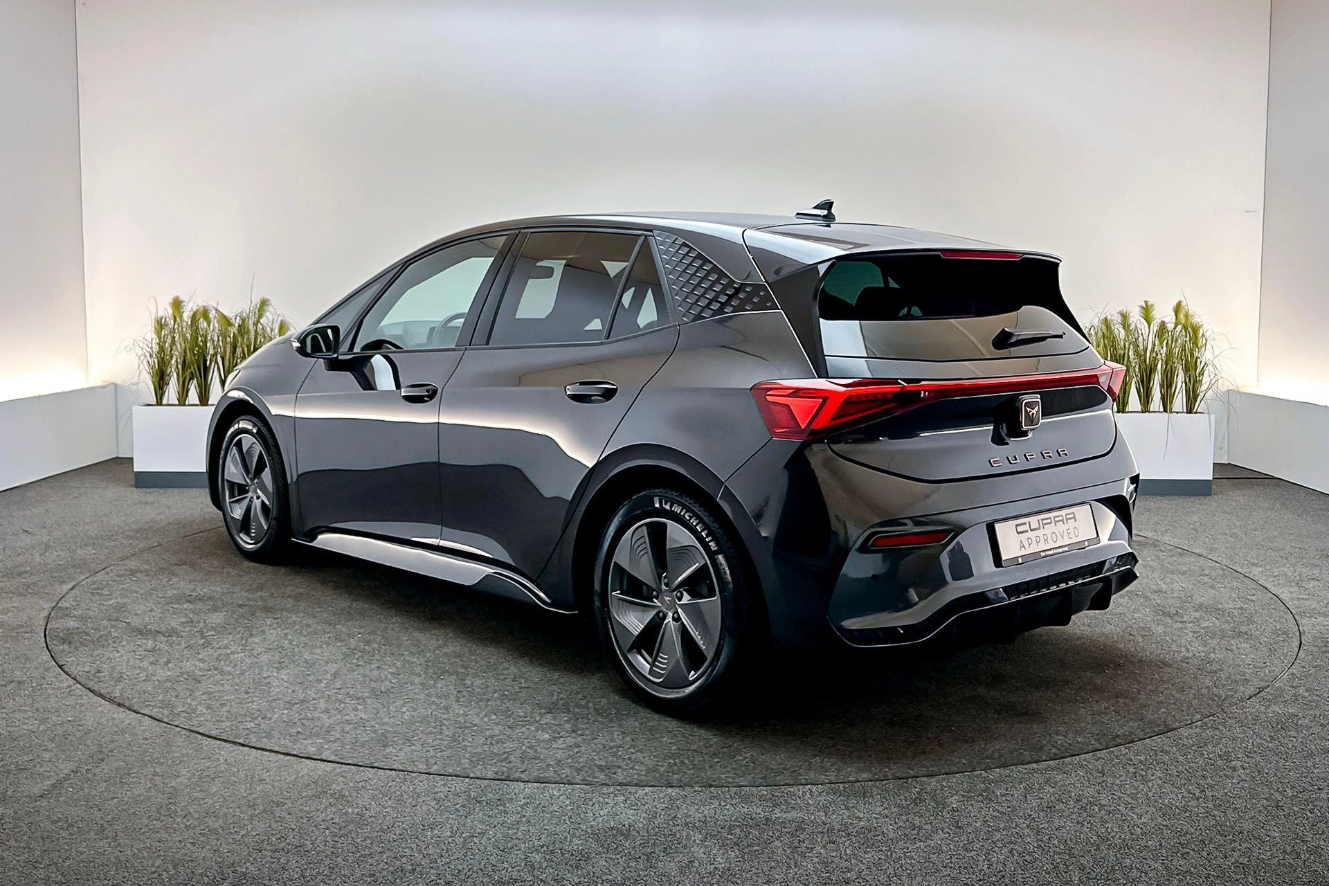 Hoofdafbeelding CUPRA Born