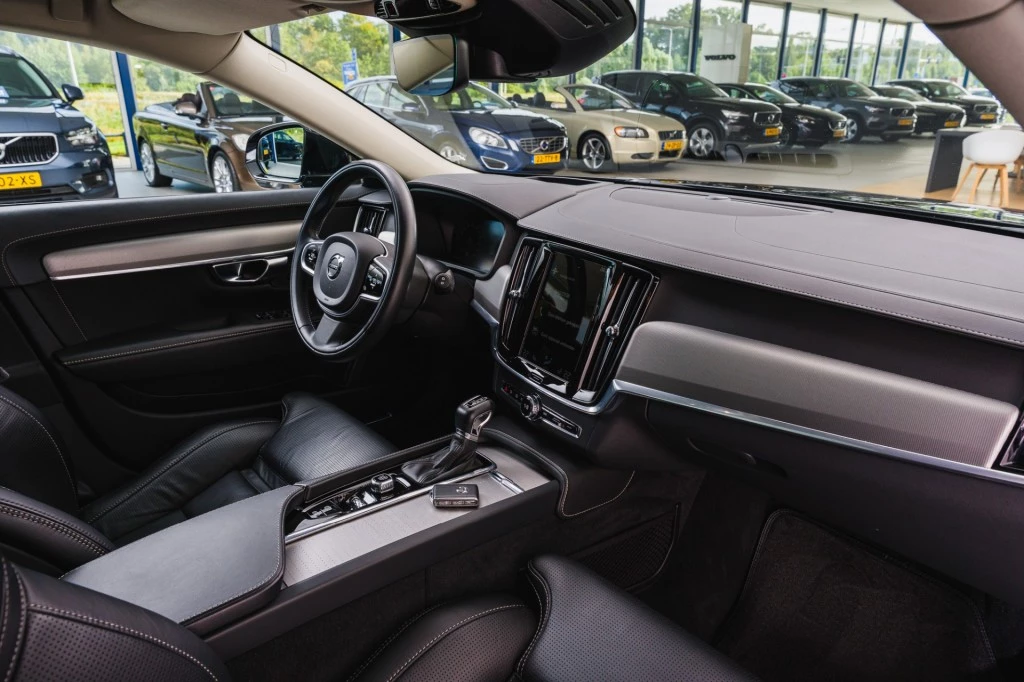 Hoofdafbeelding Volvo V90