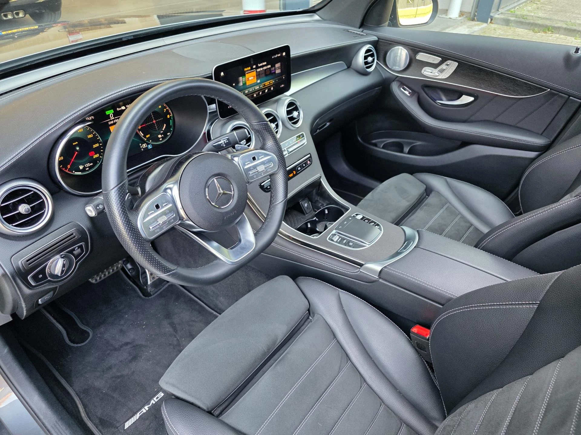 Hoofdafbeelding Mercedes-Benz GLC