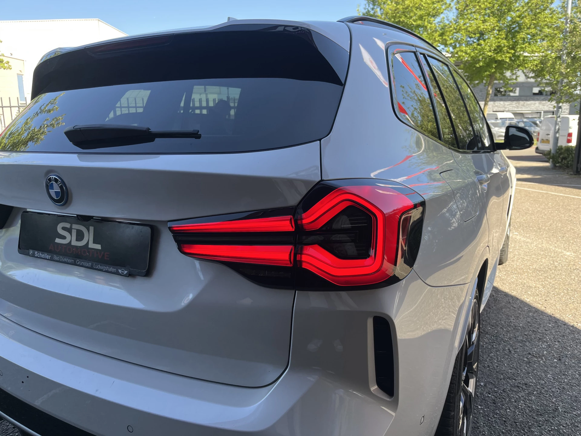 Hoofdafbeelding BMW iX3