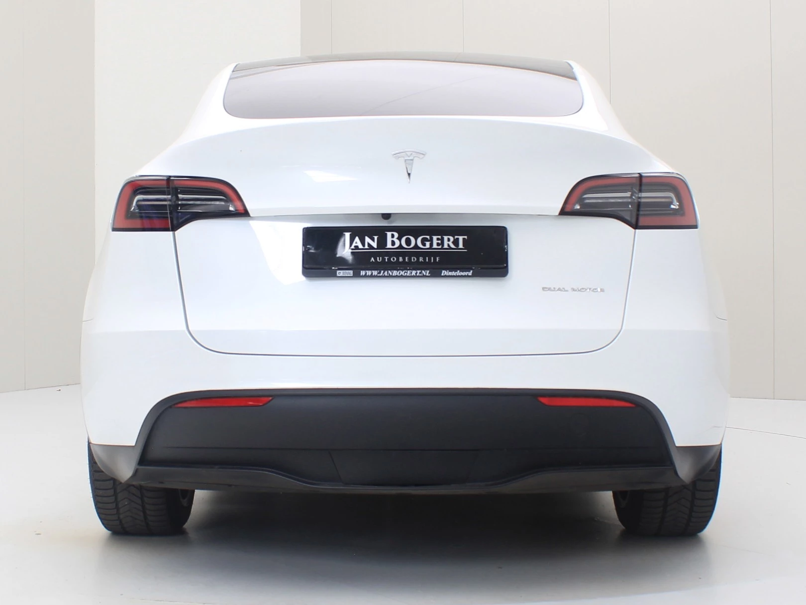 Hoofdafbeelding Tesla Model Y