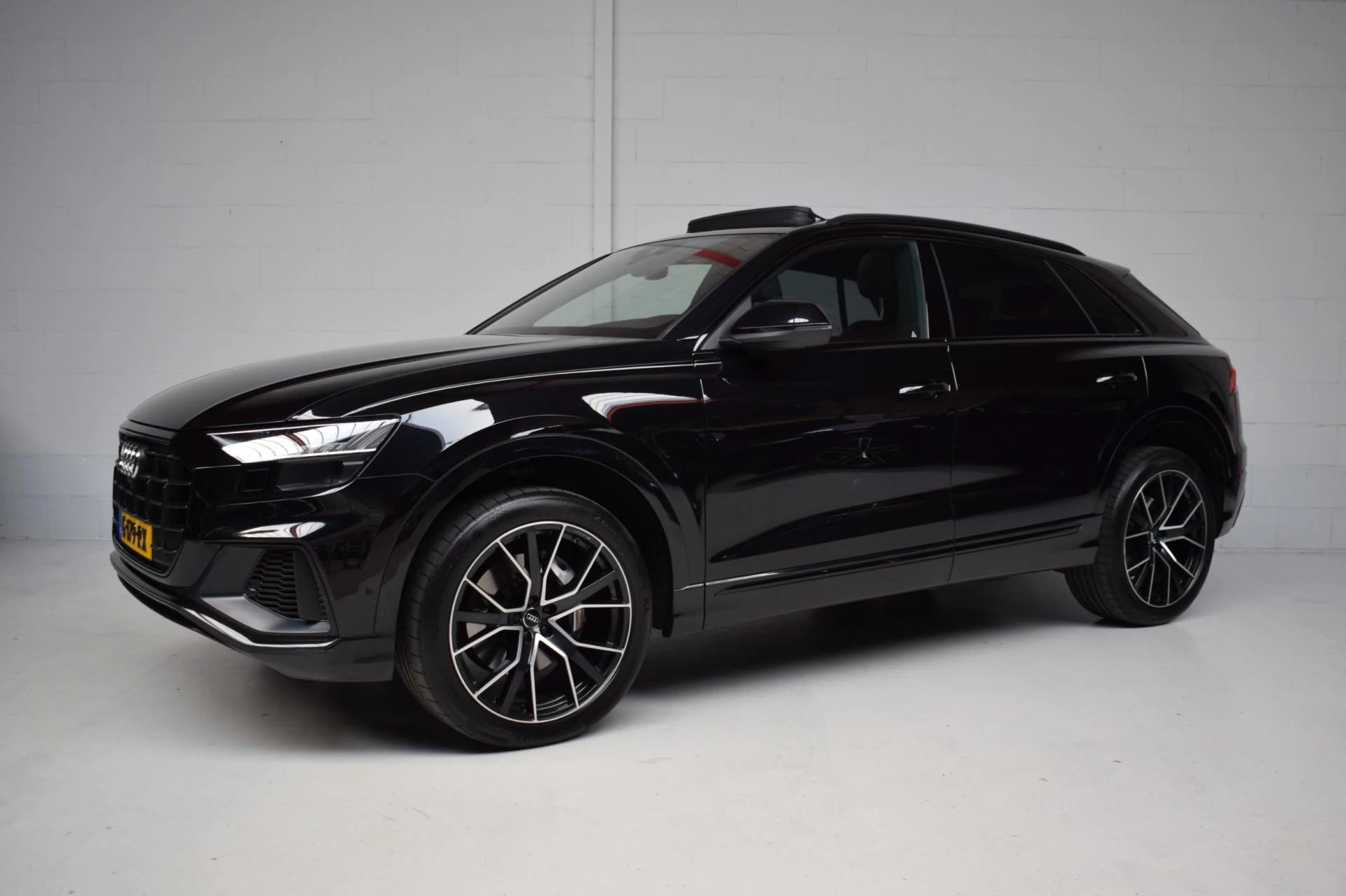 Hoofdafbeelding Audi Q8