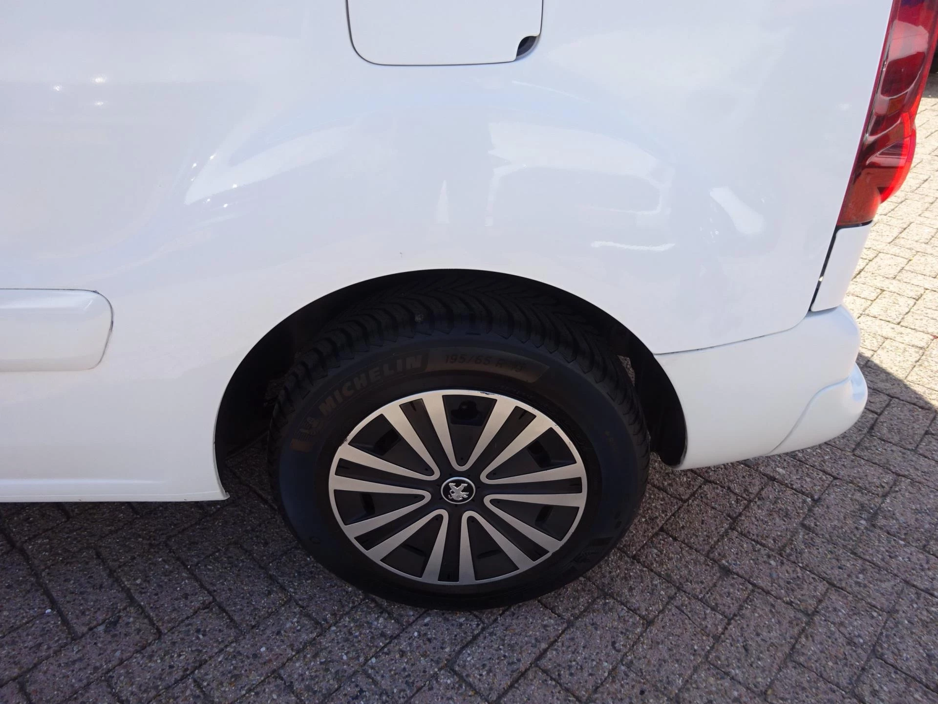 Hoofdafbeelding Peugeot Partner