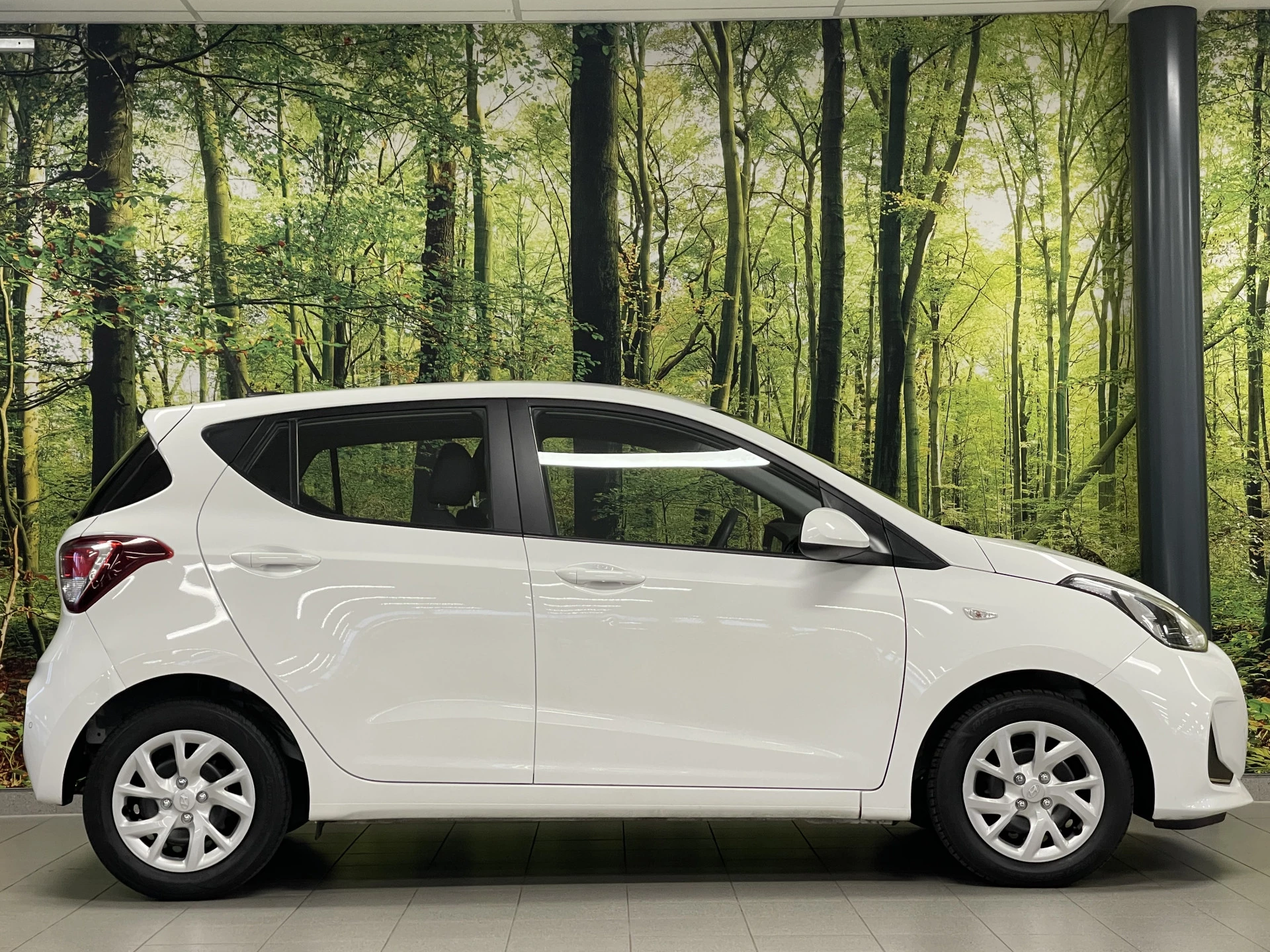 Hoofdafbeelding Hyundai i10