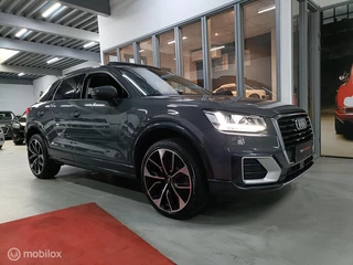 Audi Q2 35 TFSI  S-TRONIC GREY PANORAMA LED NAVI XENON PDC XENON ZEER NETJES