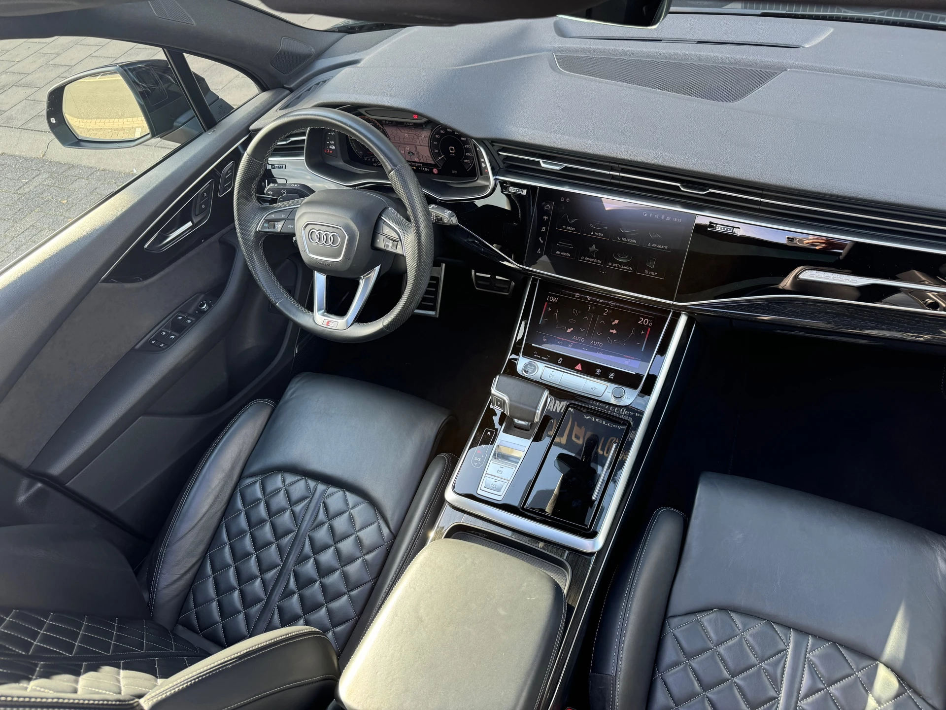 Hoofdafbeelding Audi Q7