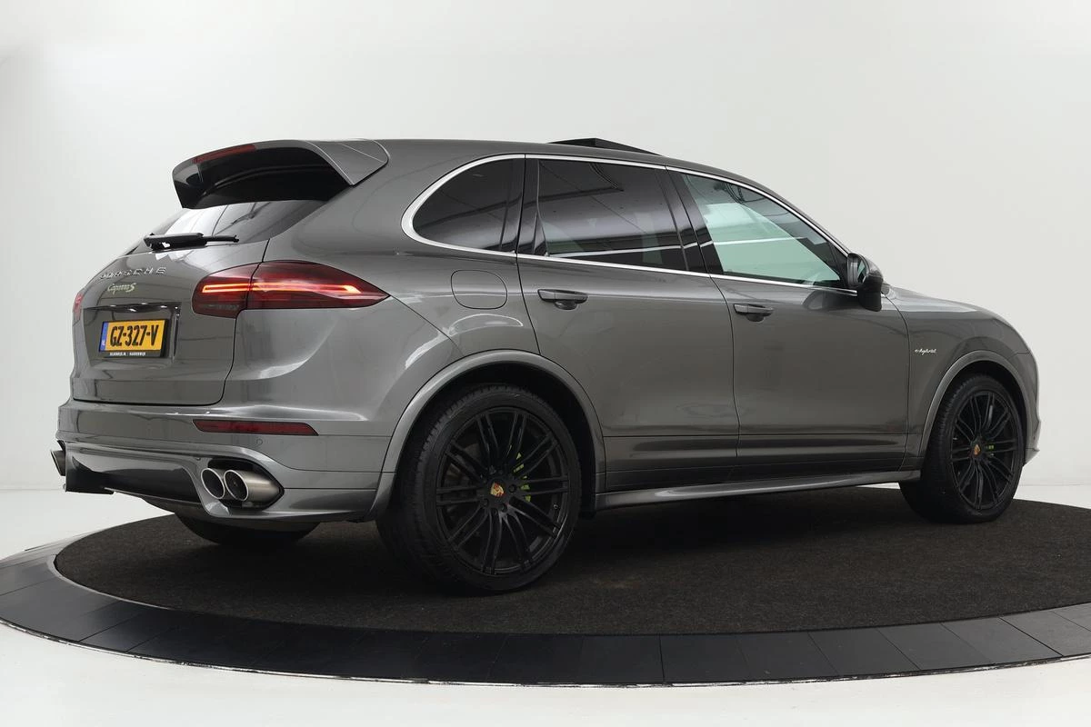 Hoofdafbeelding Porsche Cayenne