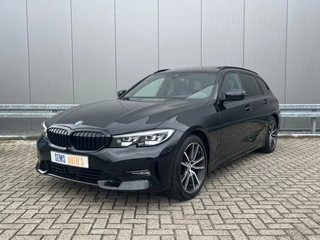 BMW 3 Serie Touring 320d High Executive Pano / Head-up / Elec. Trekhaak / Stuur-Stoel Verw. / Harman/Kardon