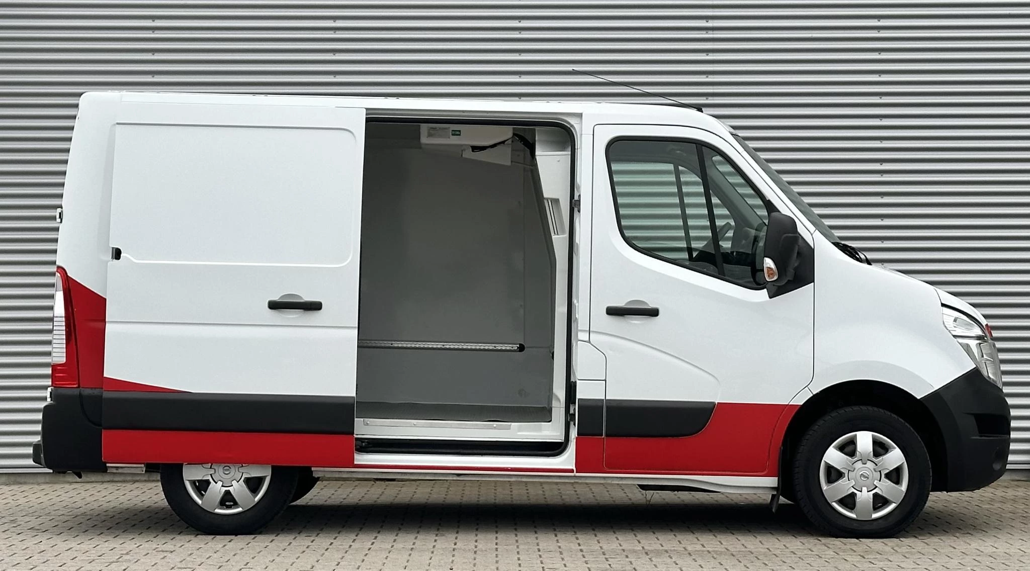 Hoofdafbeelding Nissan NV400