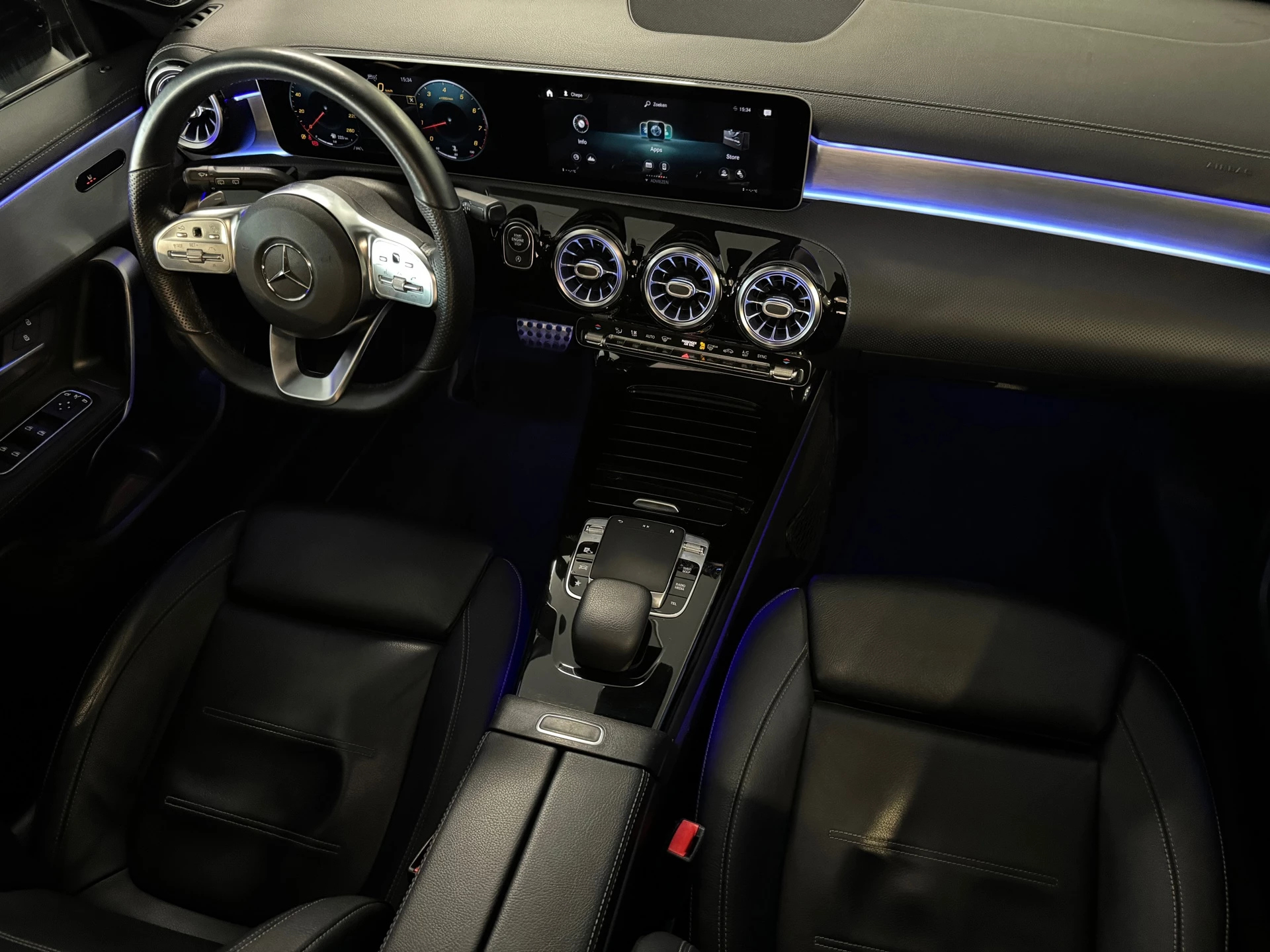 Hoofdafbeelding Mercedes-Benz CLA