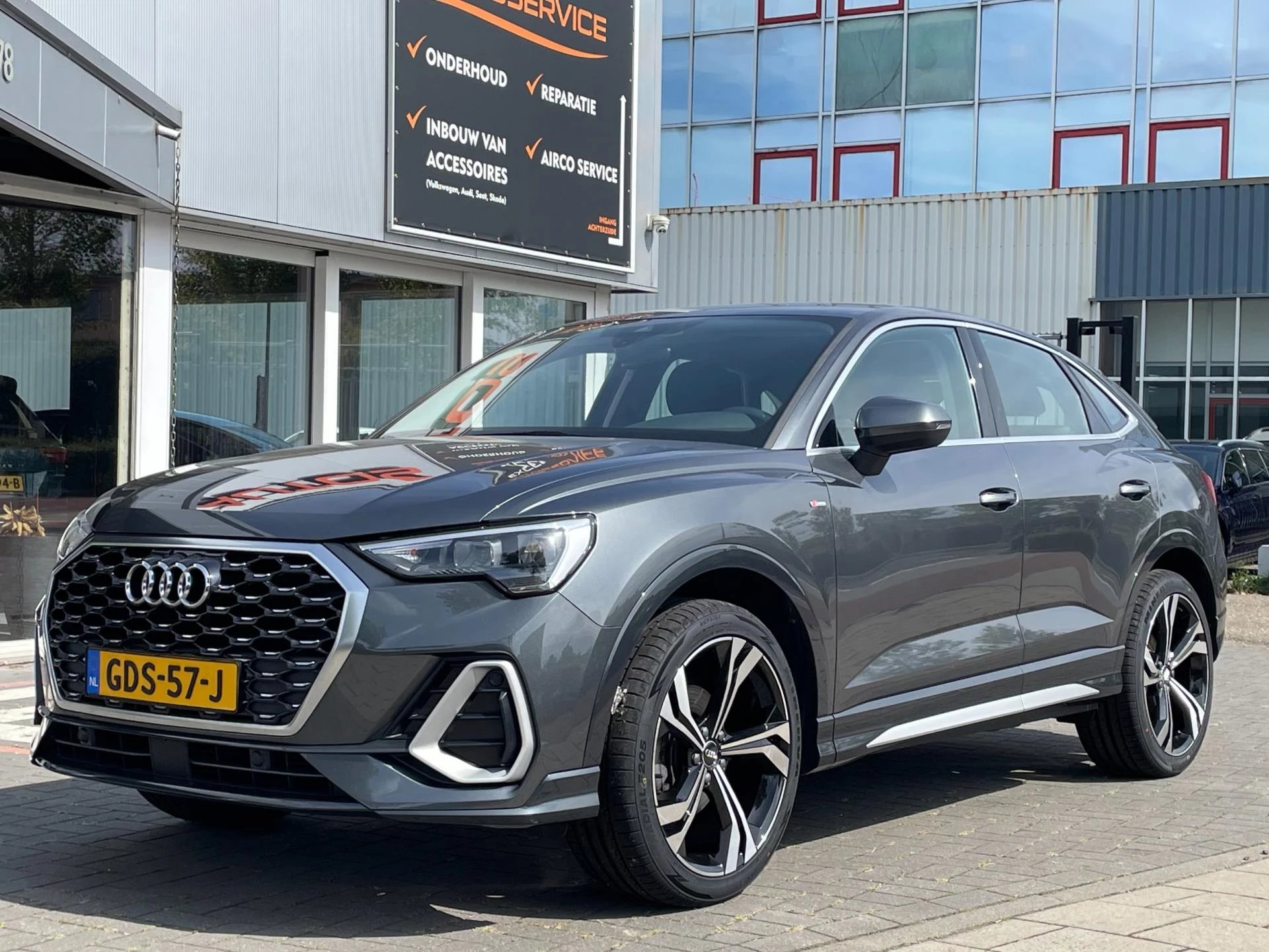 Hoofdafbeelding Audi Q3