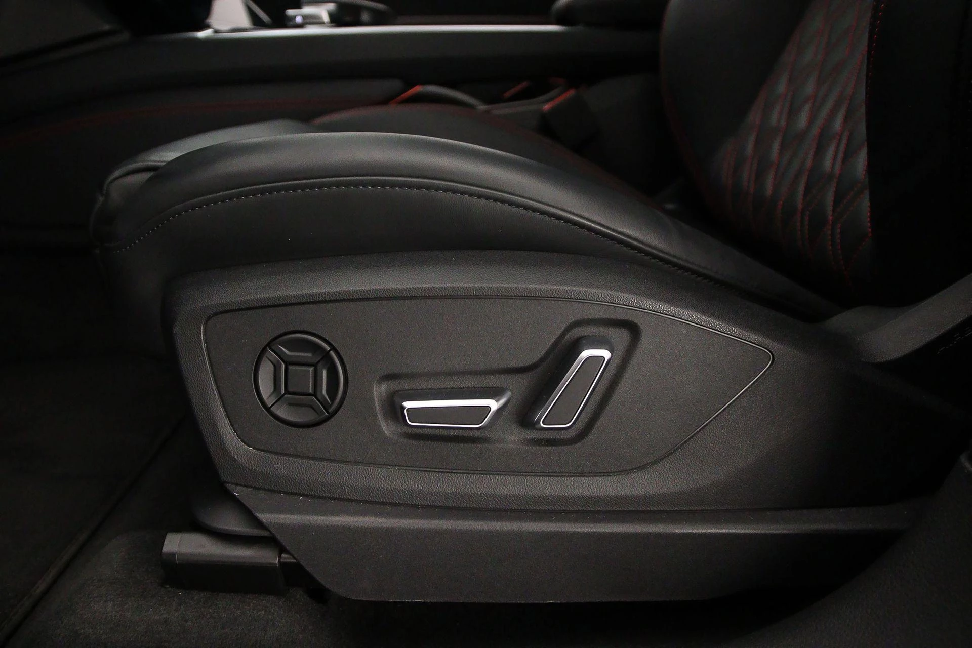 Hoofdafbeelding Audi Q8 e-tron