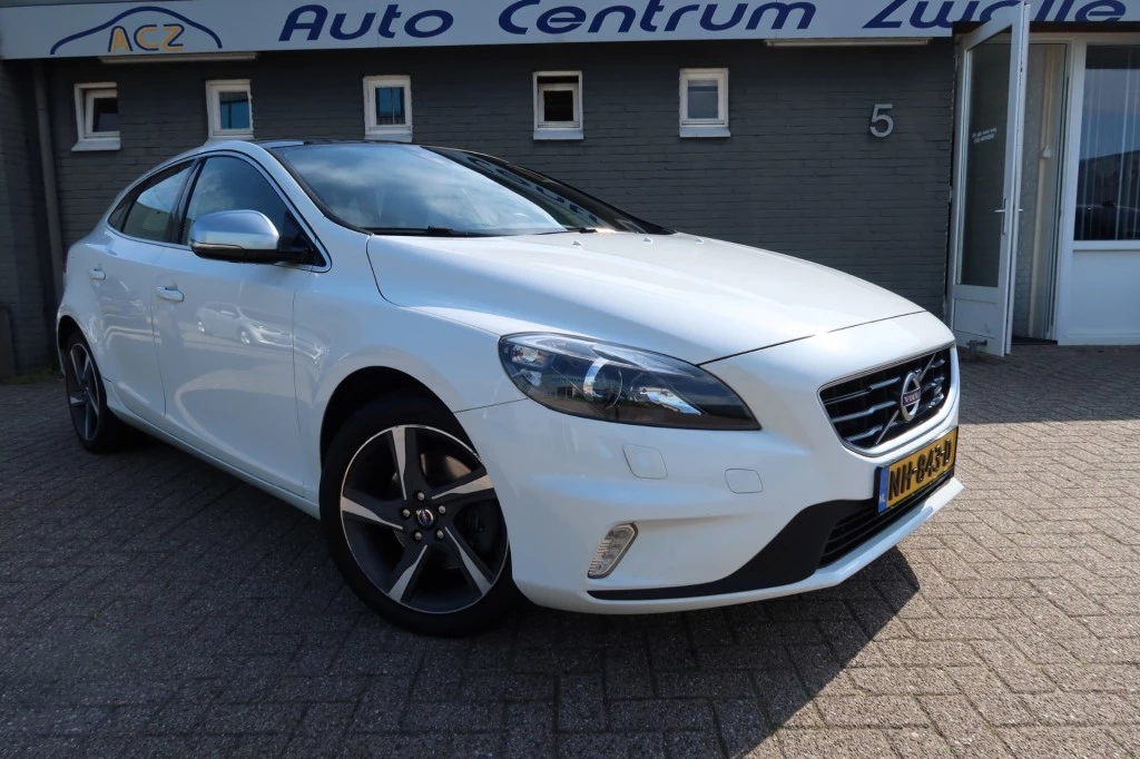 Hoofdafbeelding Volvo V40