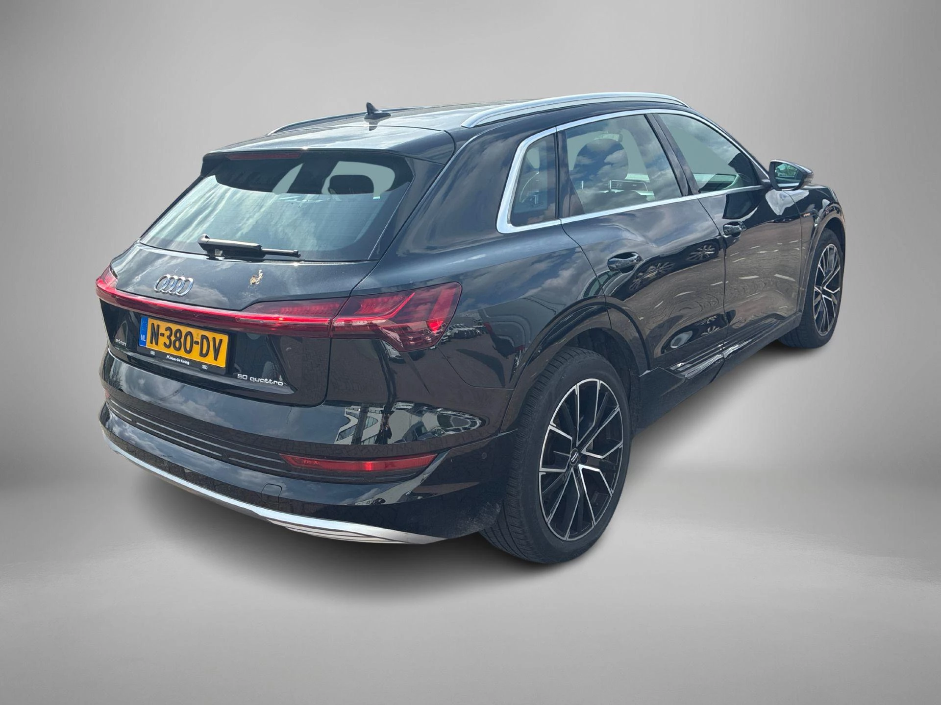 Hoofdafbeelding Audi e-tron
